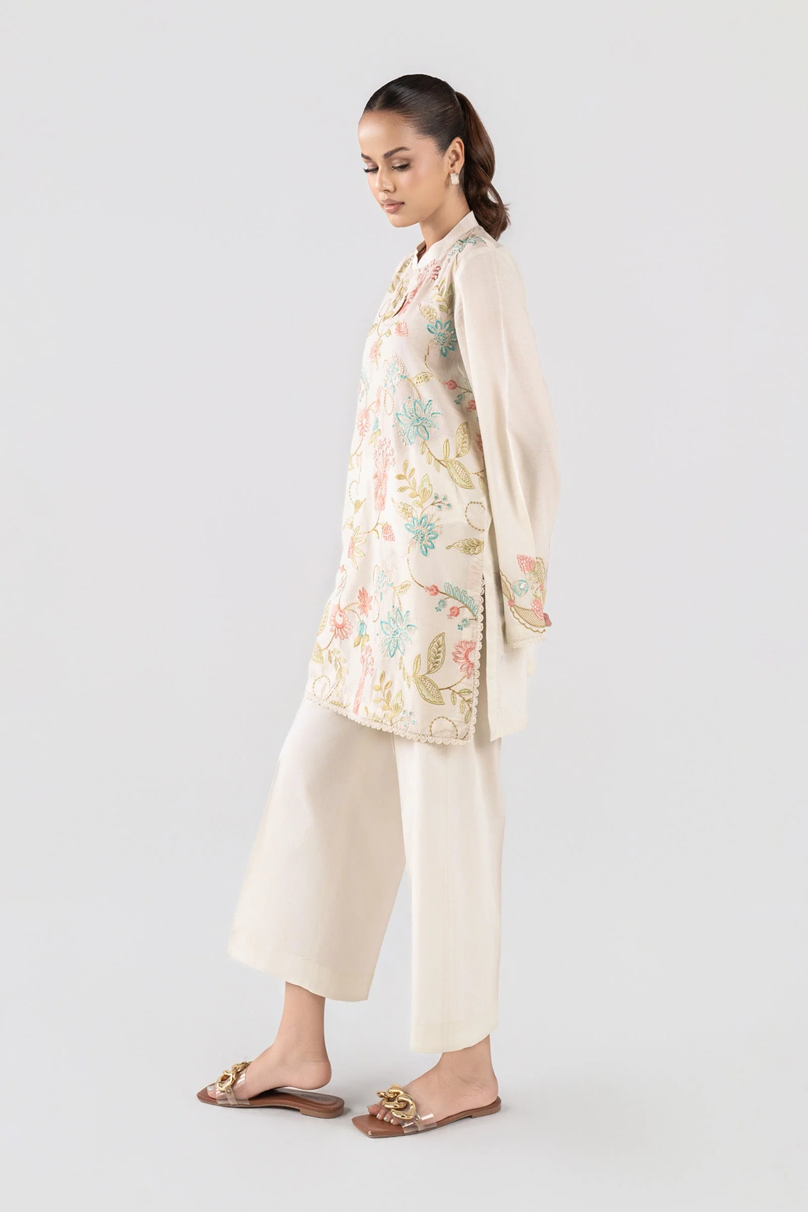 2 Pc Embroidered Lawn Suit - Image 7