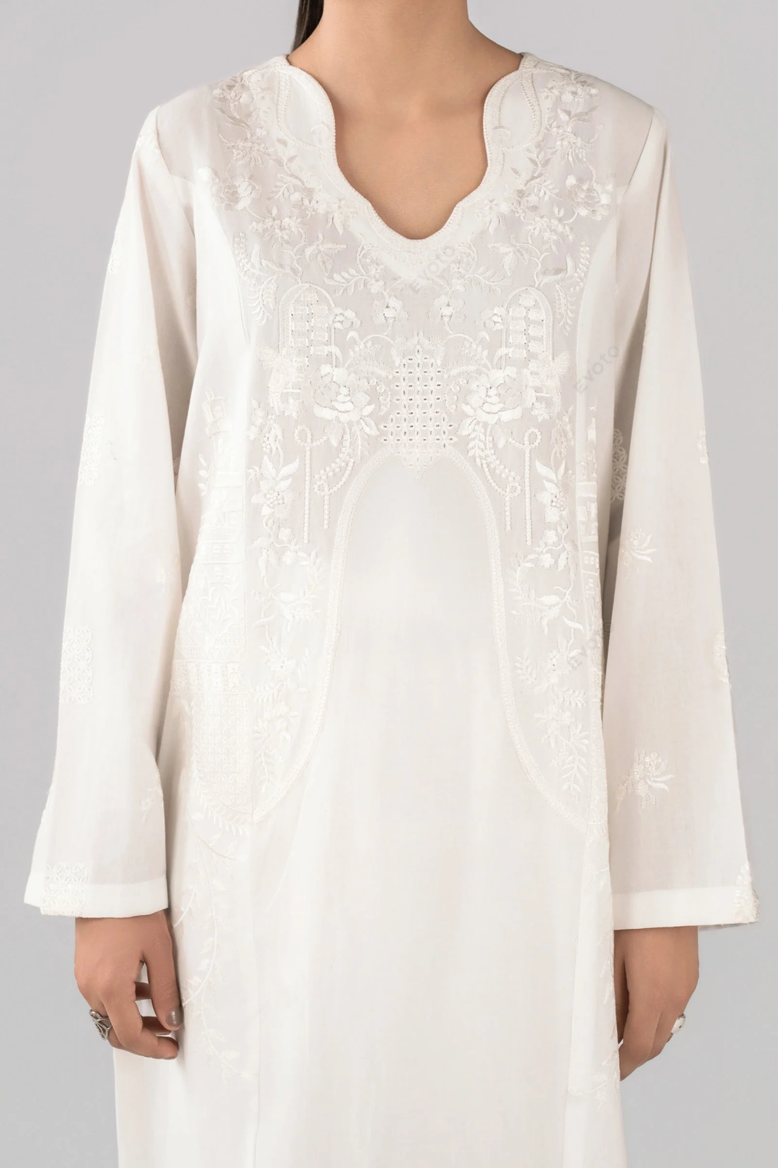 2 Pc Embroidered Lawn Suit - Image 6