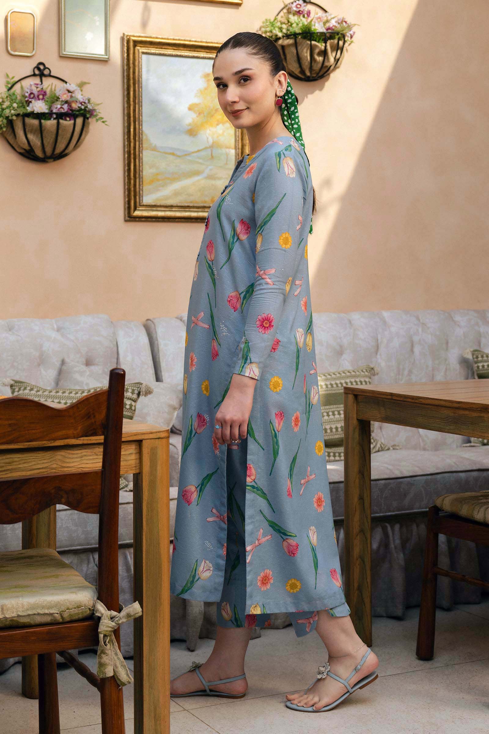 2 Pc Printed Karandi Suit - Image 5