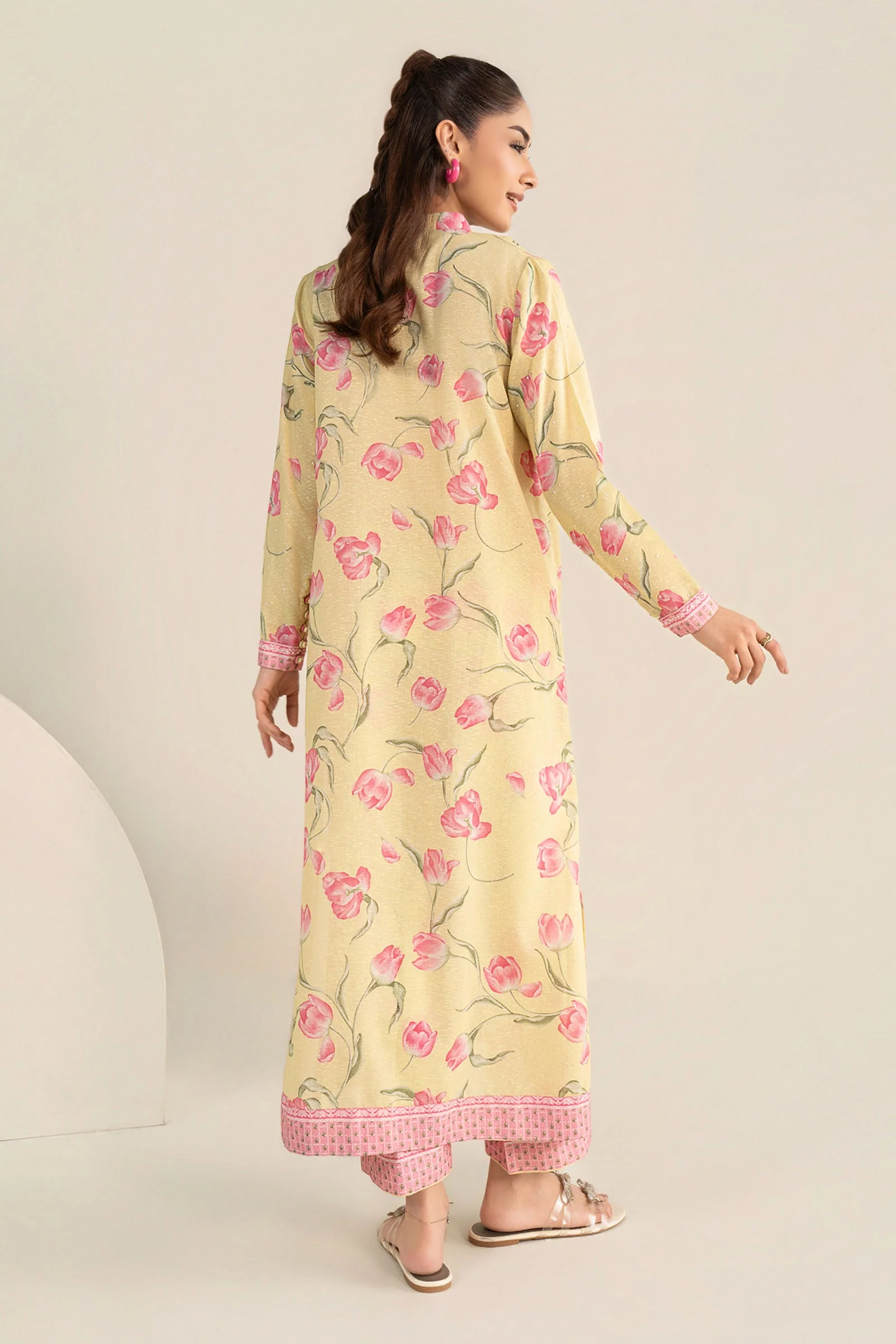 2 Pc Printed Karandi Suit - Image 9
