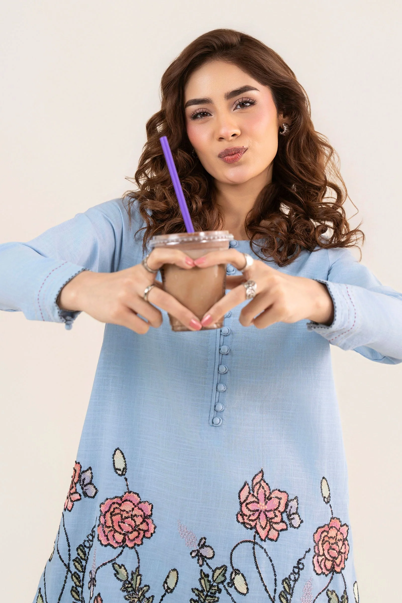 2 Pc Embroidered Crosshatch Linen Suit