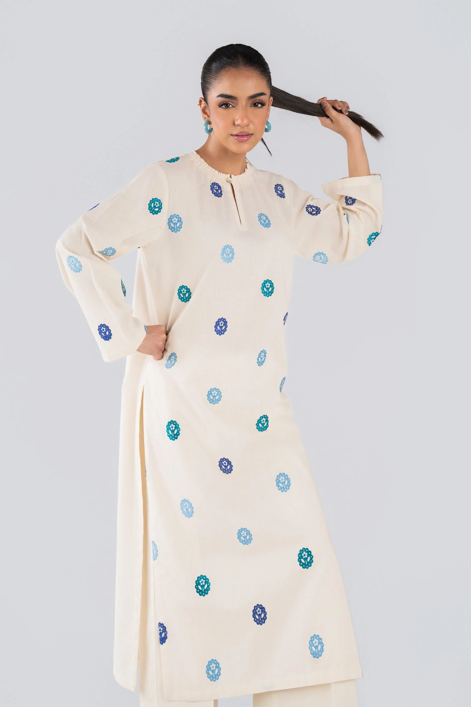 2 Pc Embroidered Crosshatch Lawn Suit - Image 2