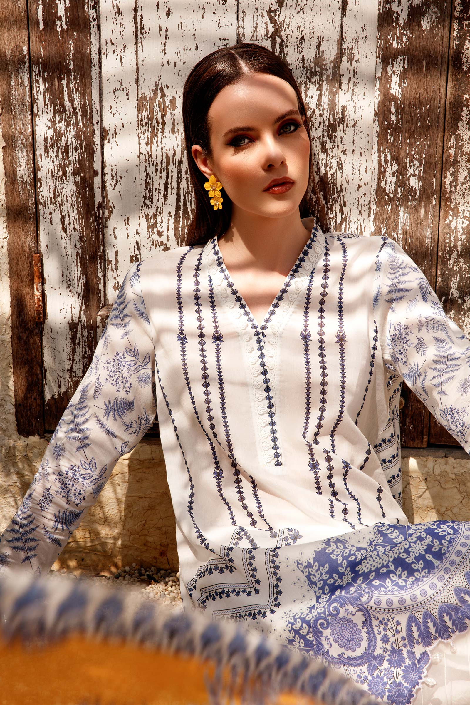 Unstitched fabric | White & Blue MB-US23-107-B - Image 2