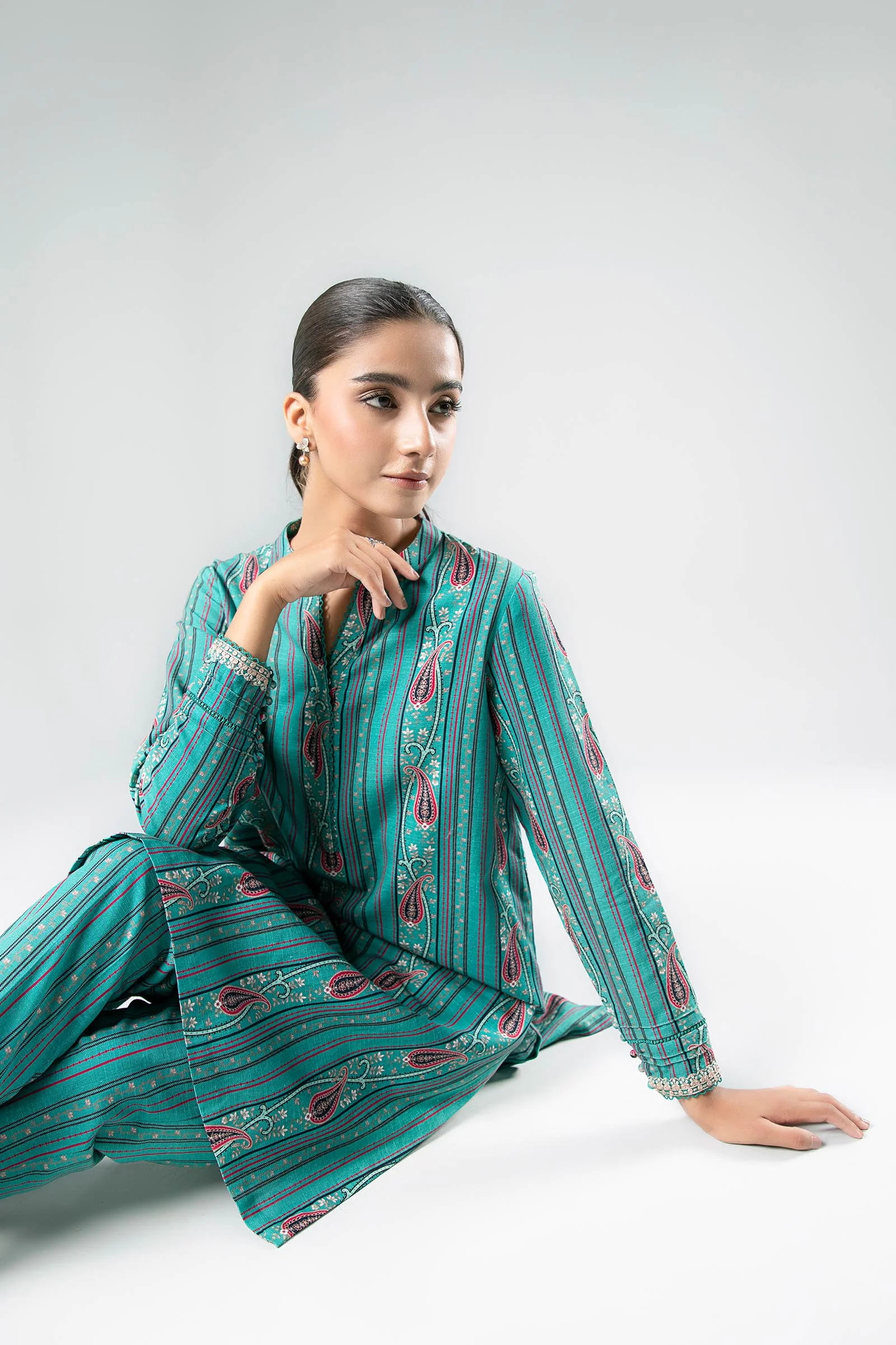 2 Piece - Khaddar Suit | MB-US23-206-B - Image 4