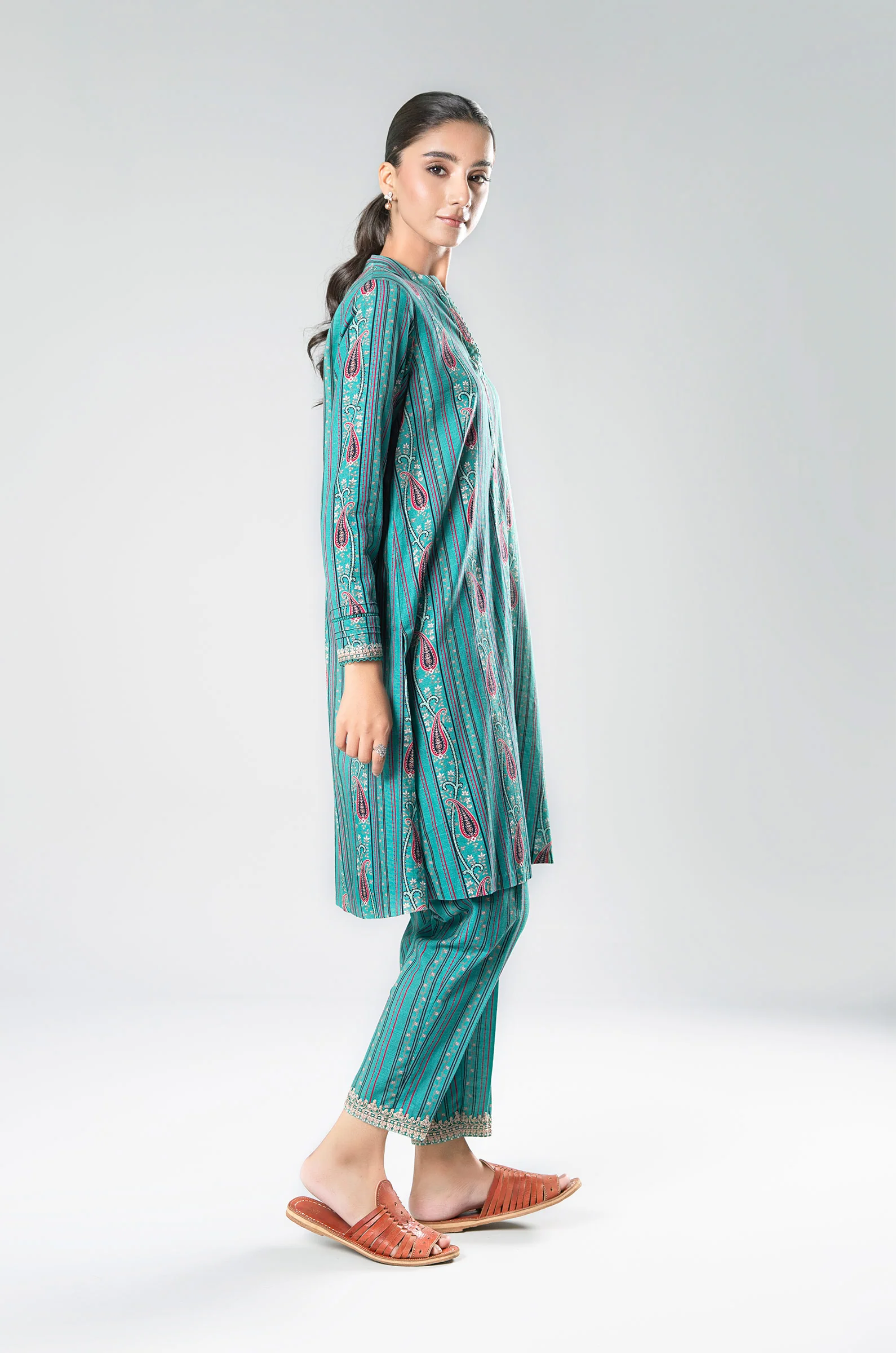 2 Piece - Khaddar Suit | MB-US23-206-B - Image 5