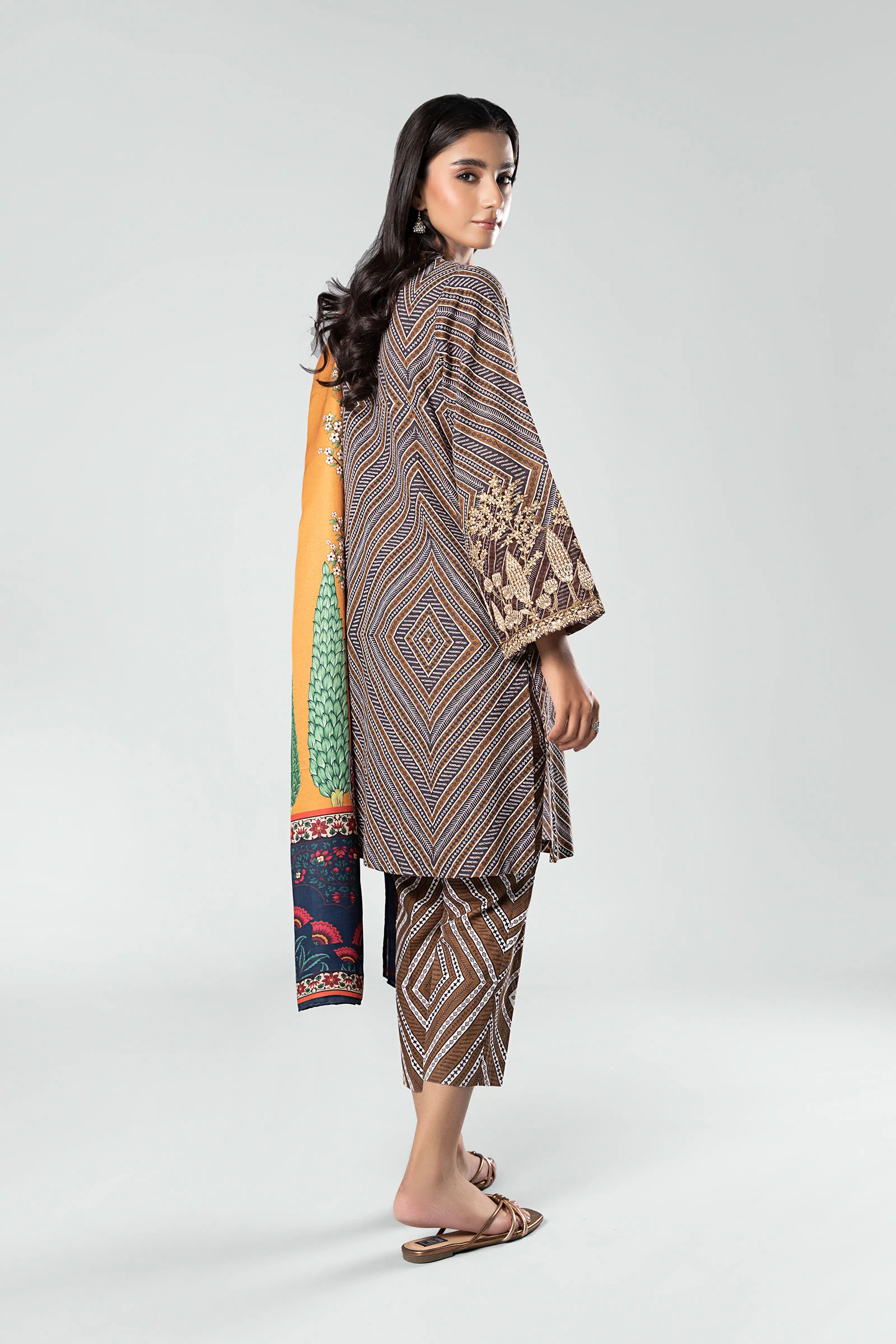 3 Piece - Khaddar Suit | MB-US23-208-B - Image 8