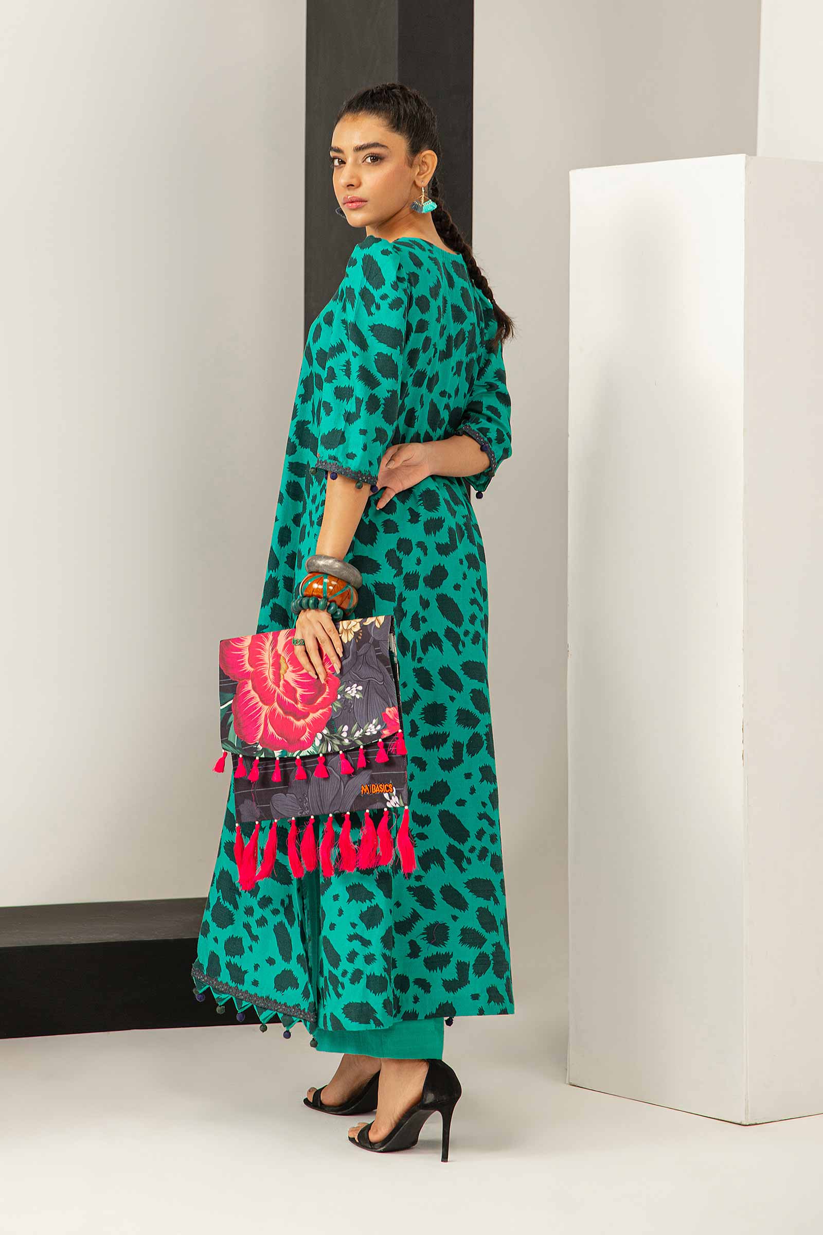 3 Piece - Khaddar Suit | MB-US23-210-B - Image 11