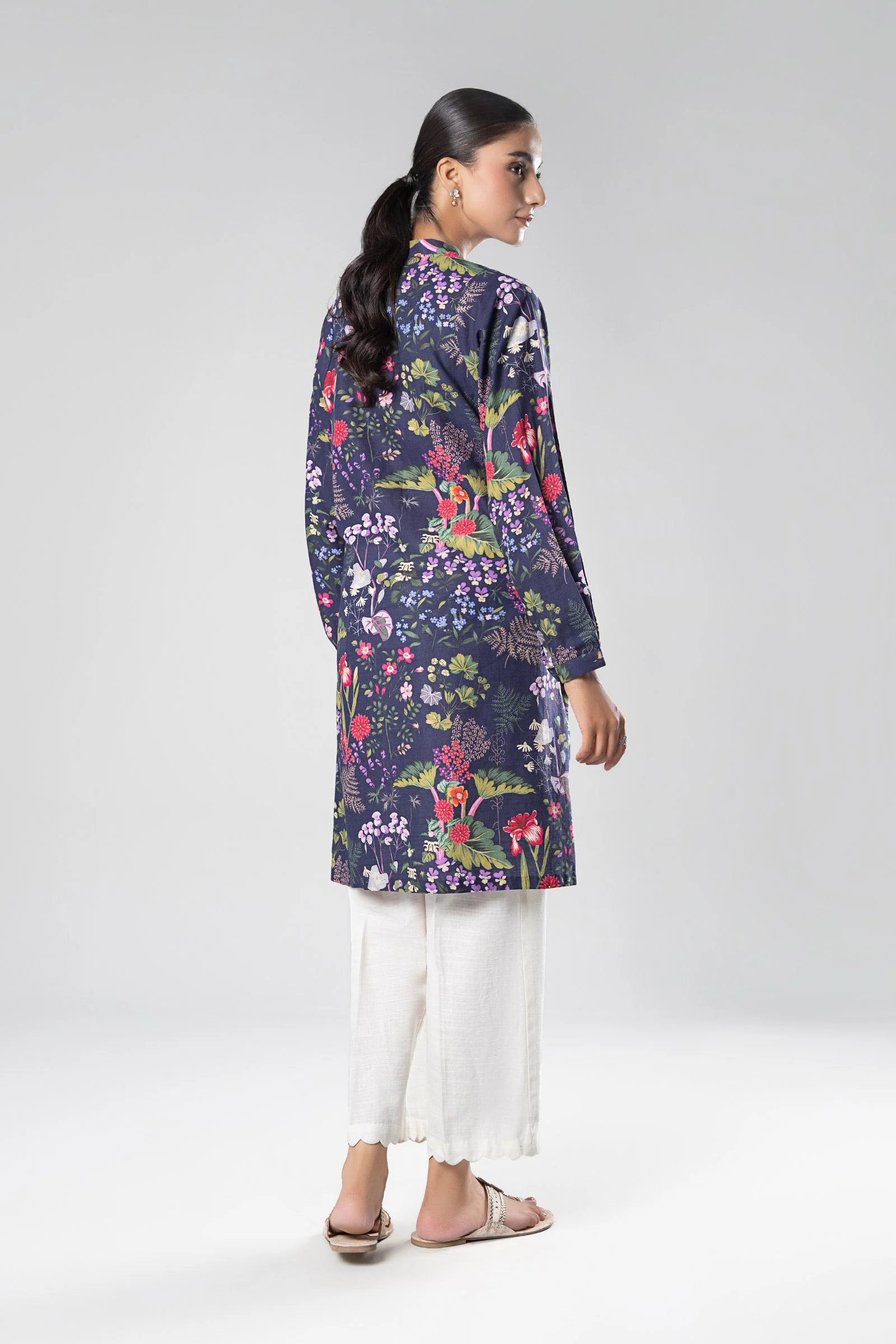 Printed Khaddar Shirt - Image 5