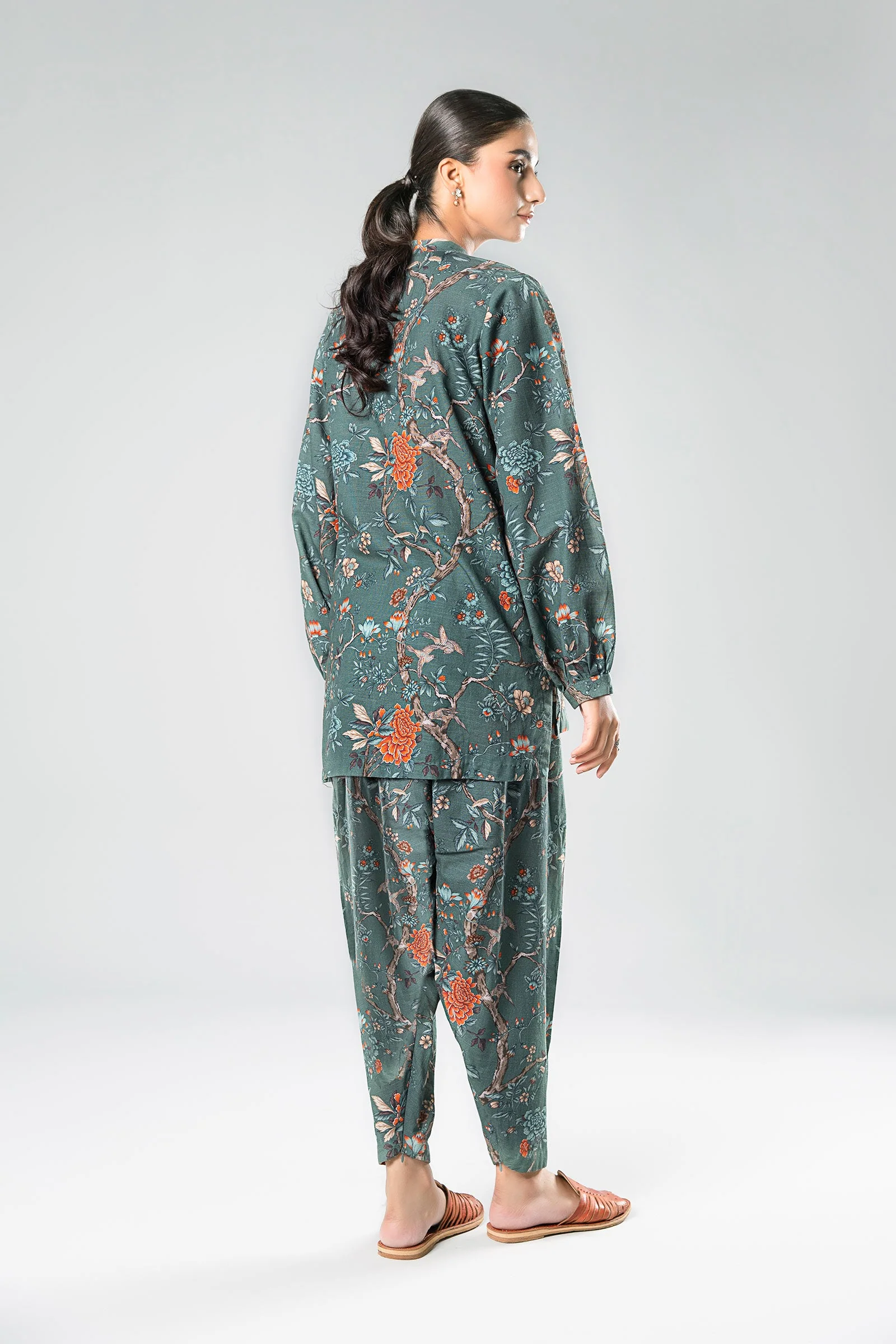 2 Pc Printed Khaddar Suit - Image 7