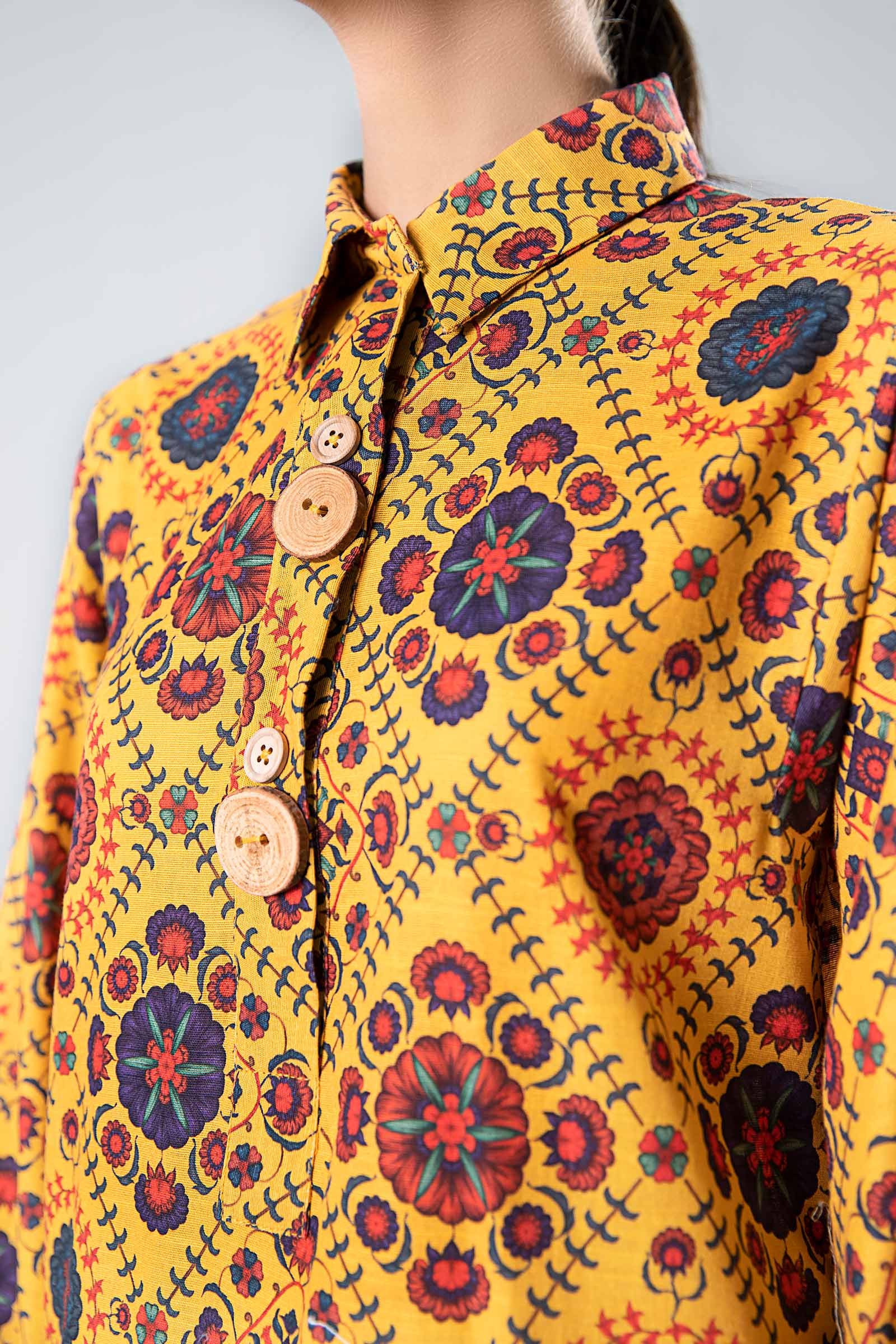 2 Pc Printed Khaddar Suit - Image 5
