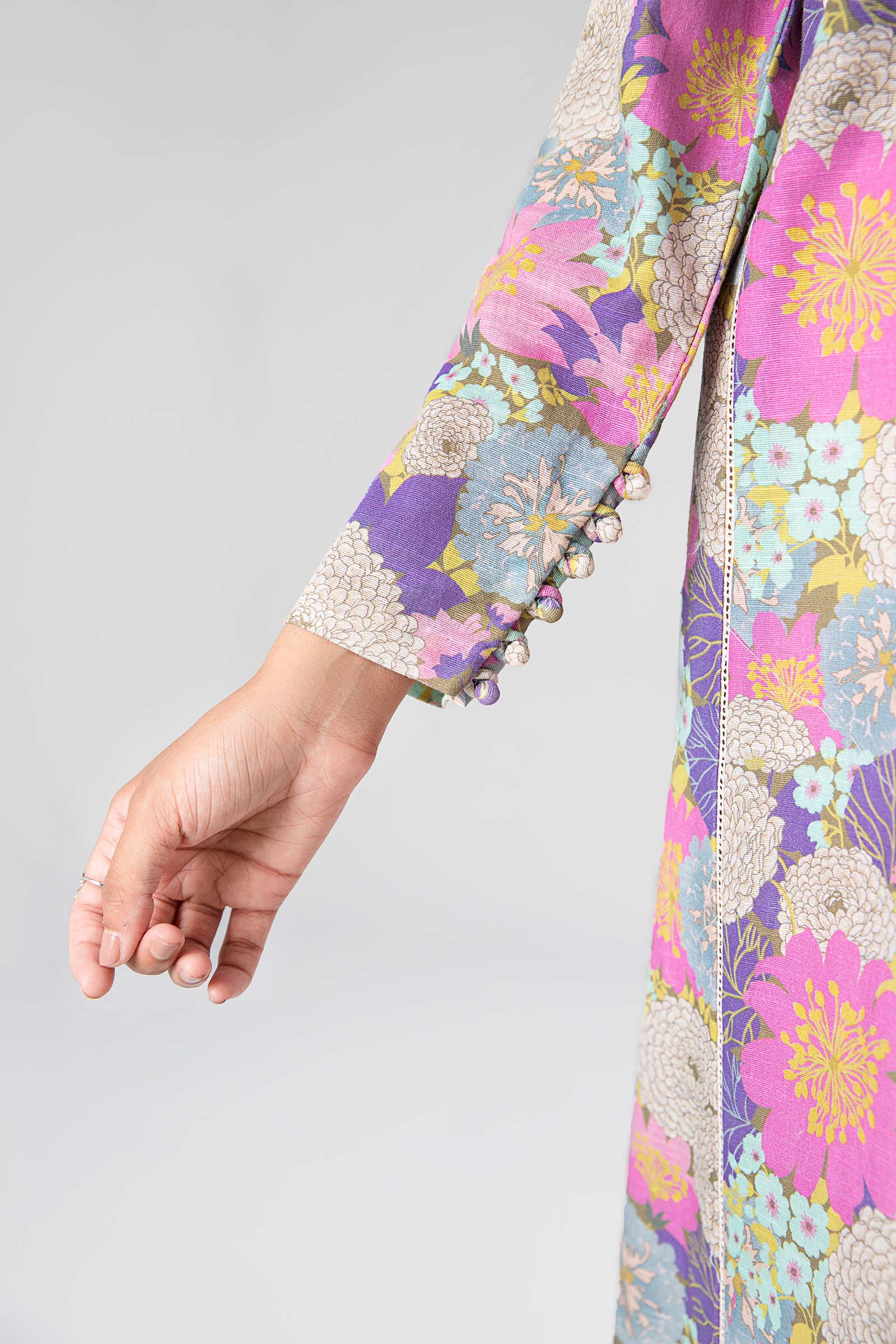 Printed Khaddar Shirt - Image 4