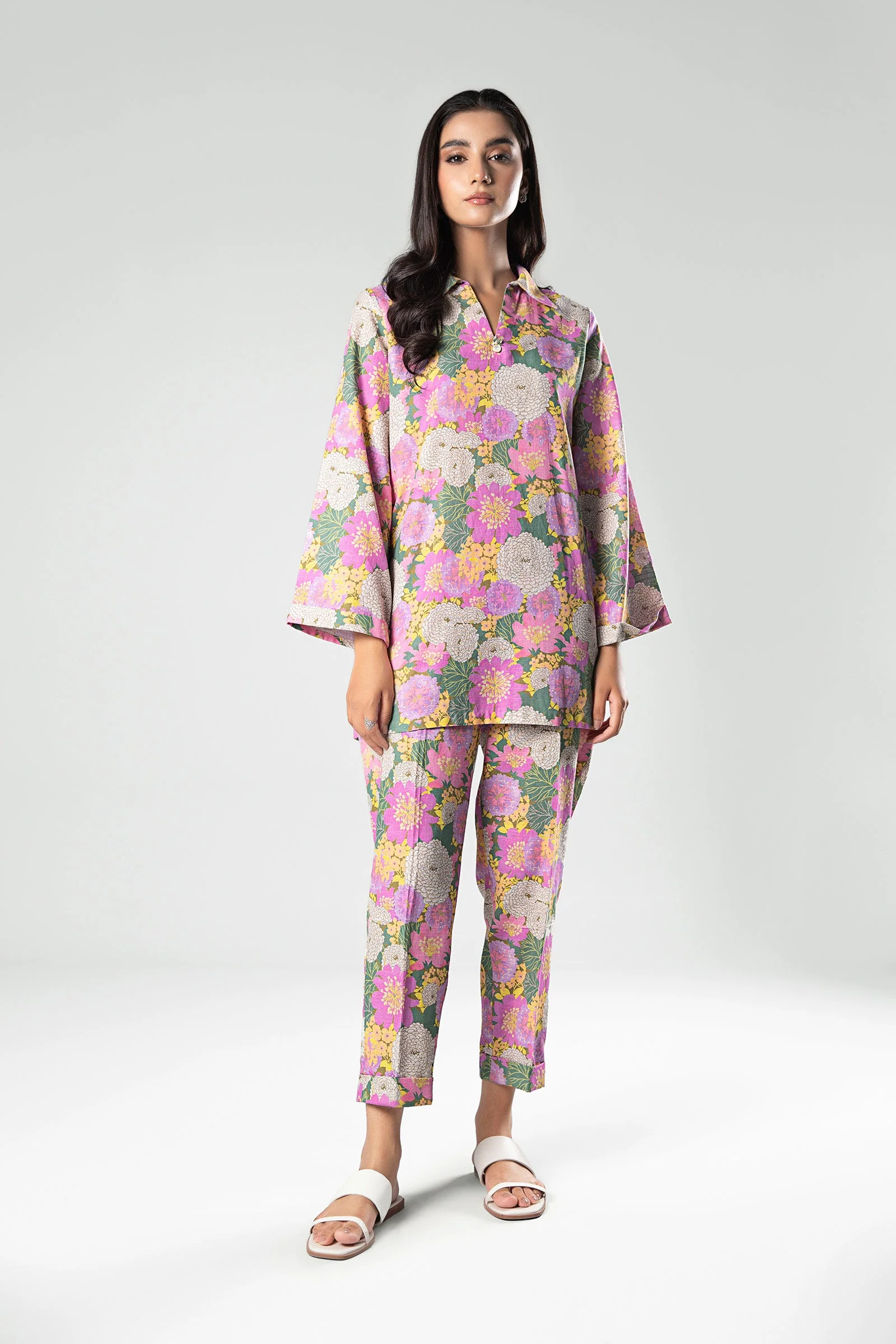 2 Pc Printed Khaddar Suit
