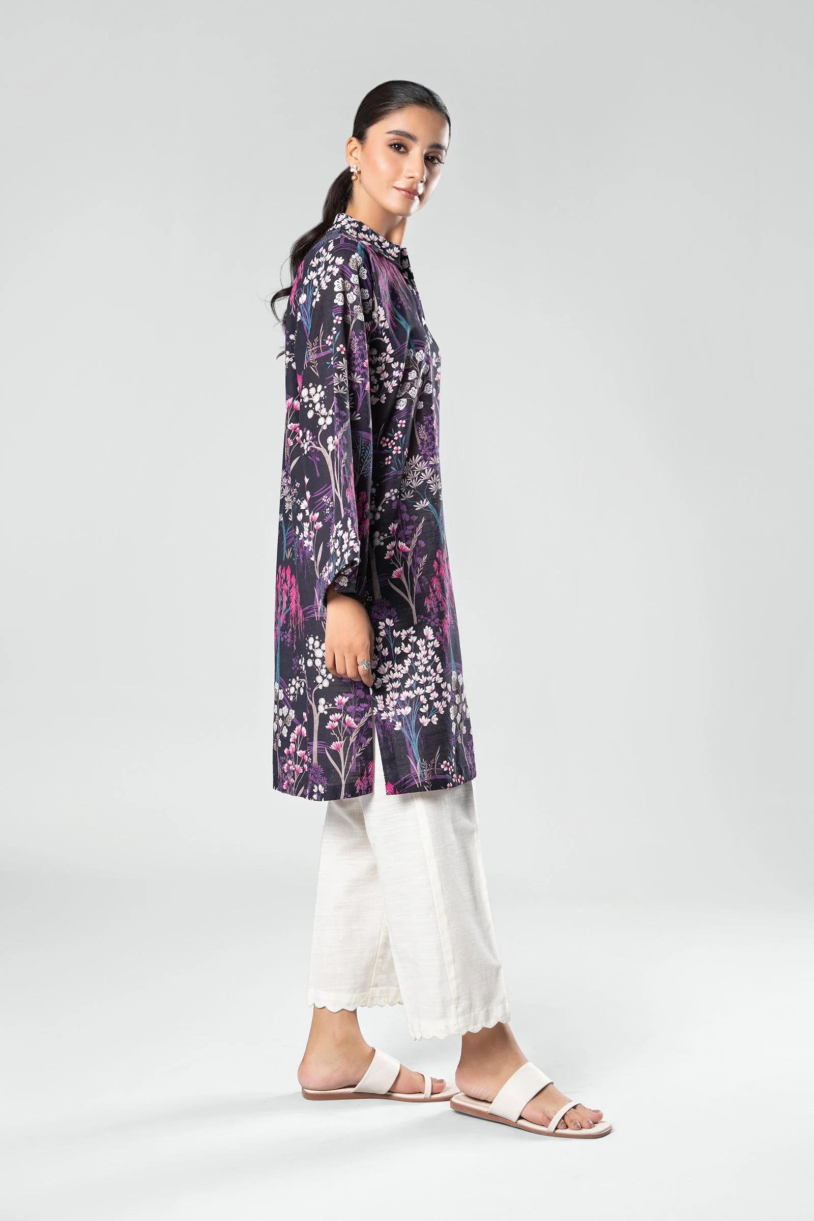 Printed Khaddar Shirt - Image 4
