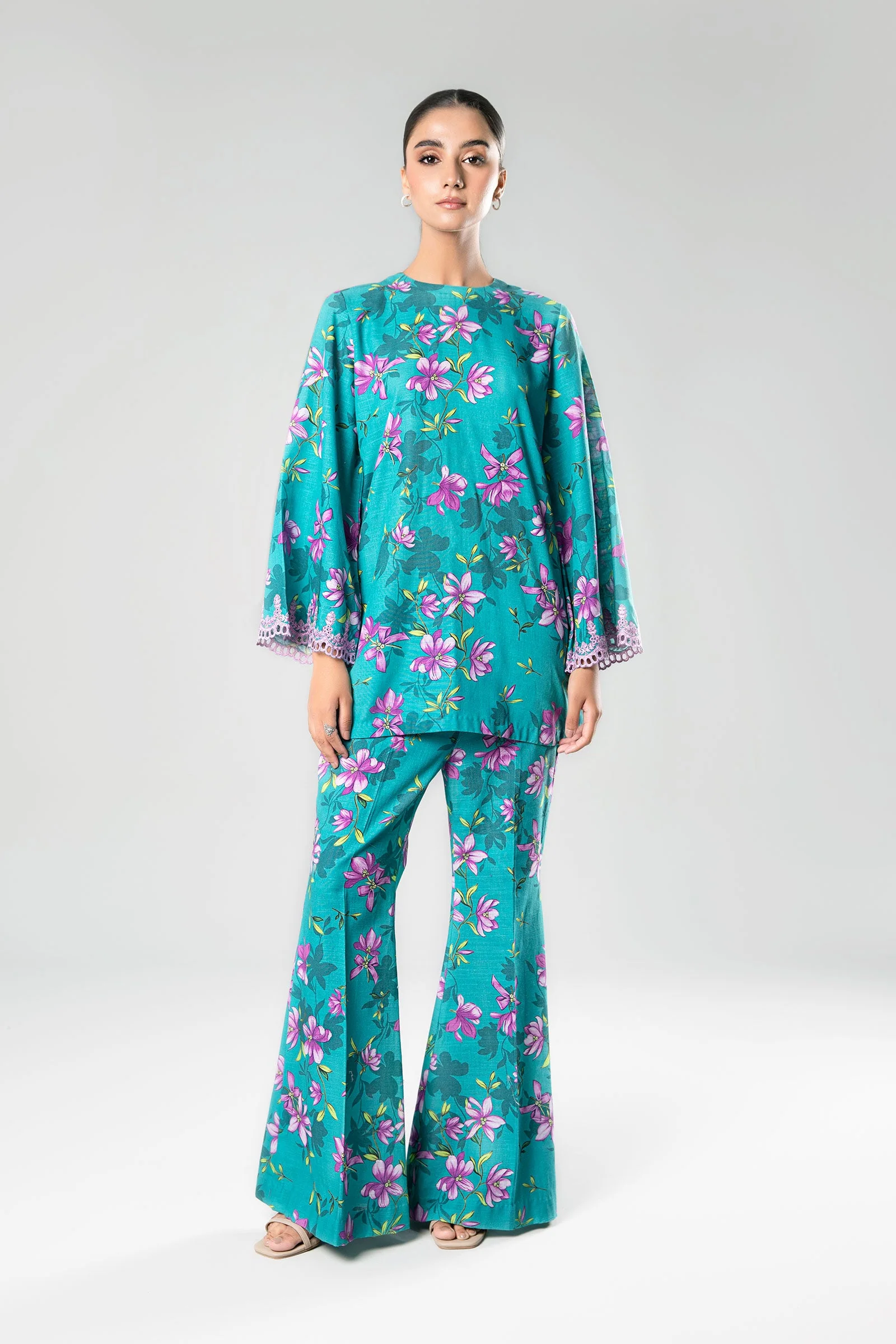 2 Pc Printed Khaddar Suit