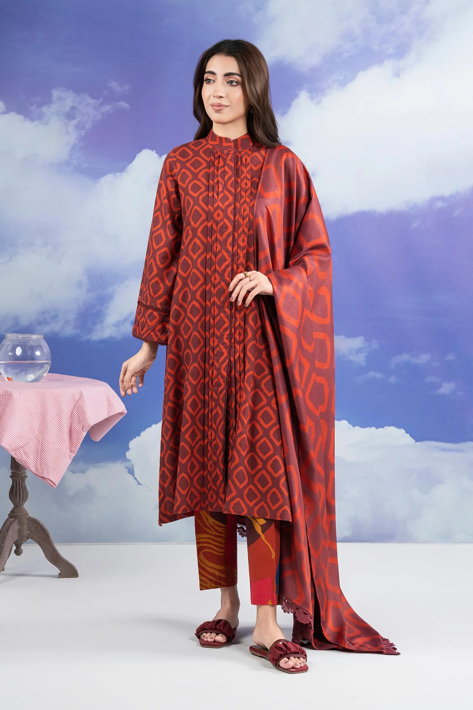 3 Pc Printed Khaddar Suit - Image 5