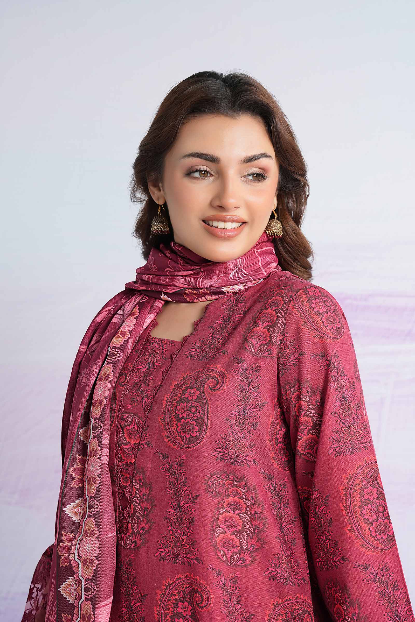 3 Pc Printed Khaddar Suit - Image 2