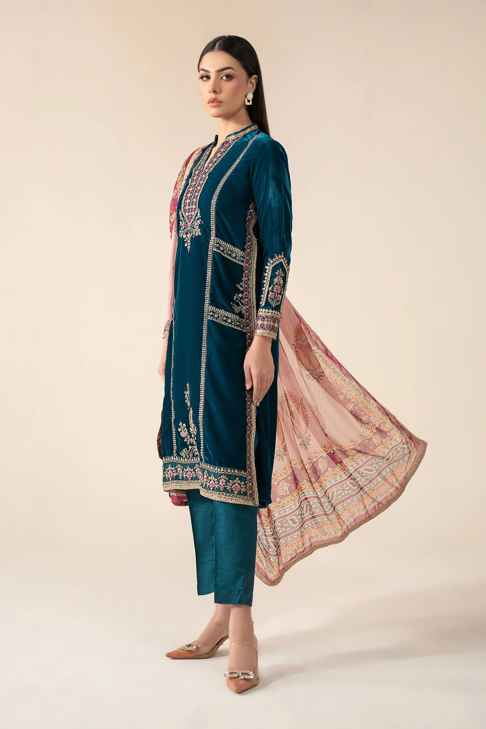 3 Pc Embroidered Velvet Suit - Image 5
