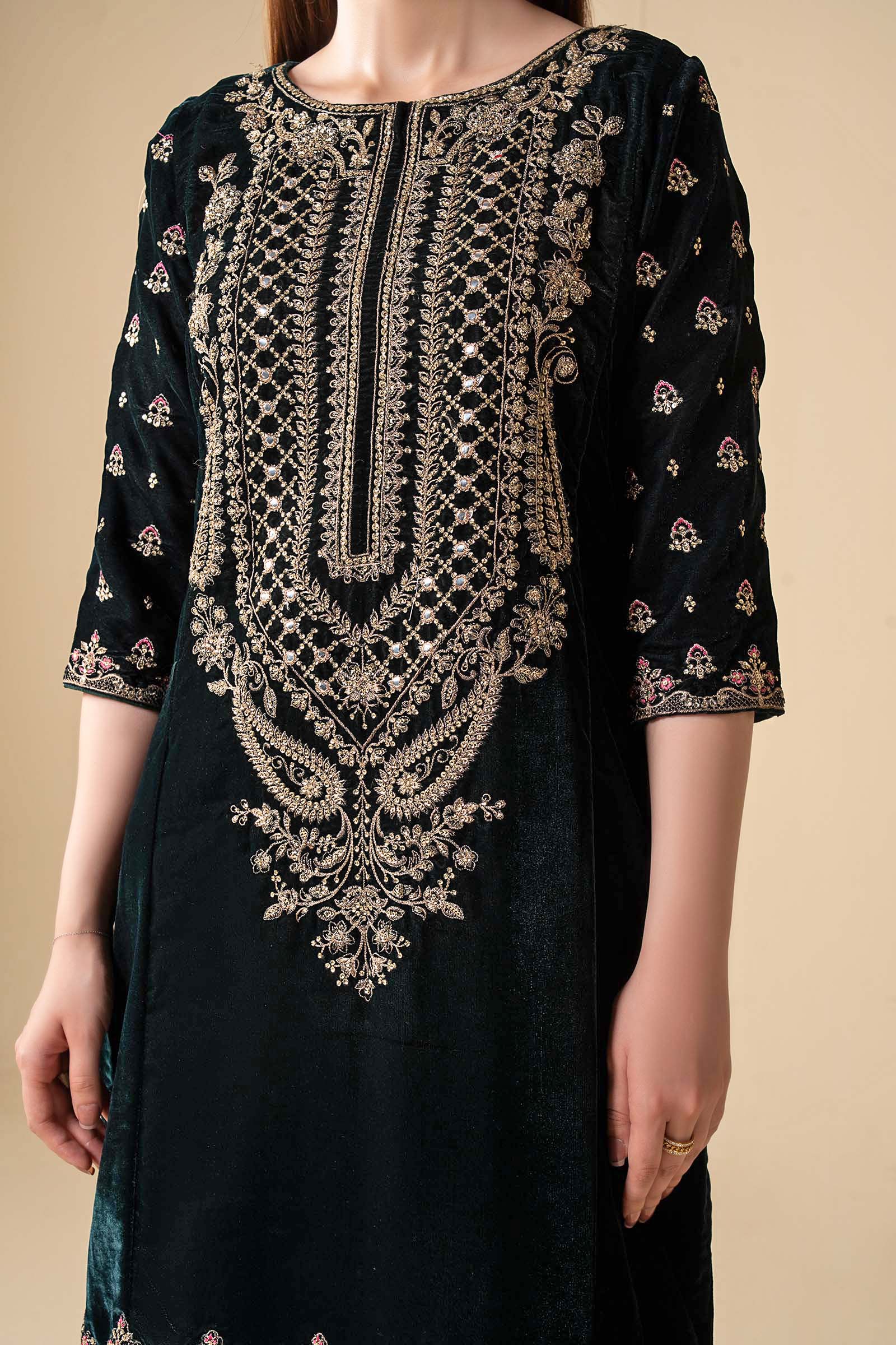 3 Pc Embroidered Velvet Suit - Image 3