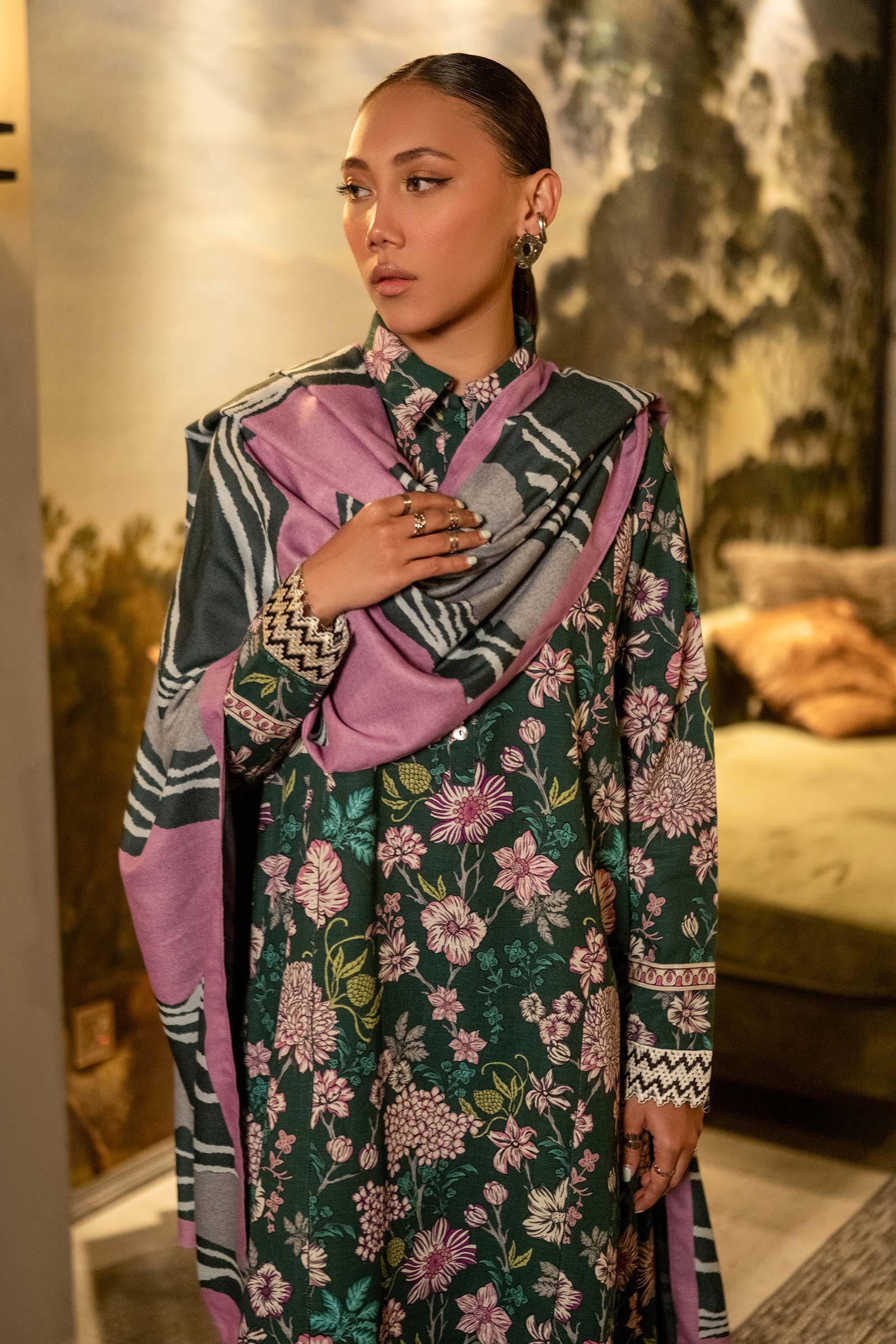3 Pc Unstitched Printed Khaddar Suit | 504-B - Image 2