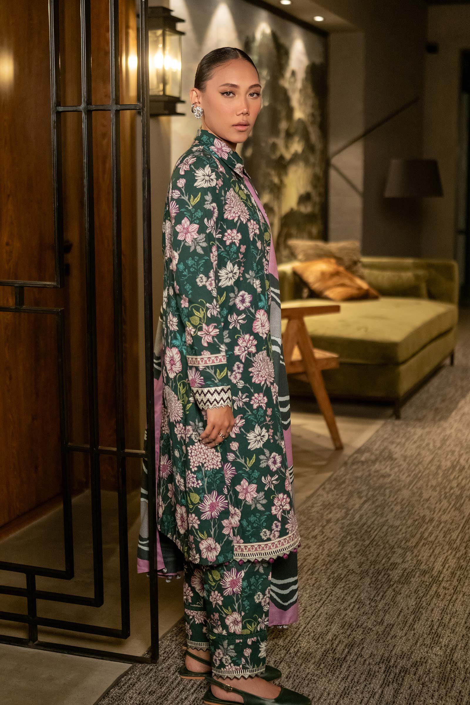 3 Pc Unstitched Printed Khaddar Suit | 504-B - Image 5