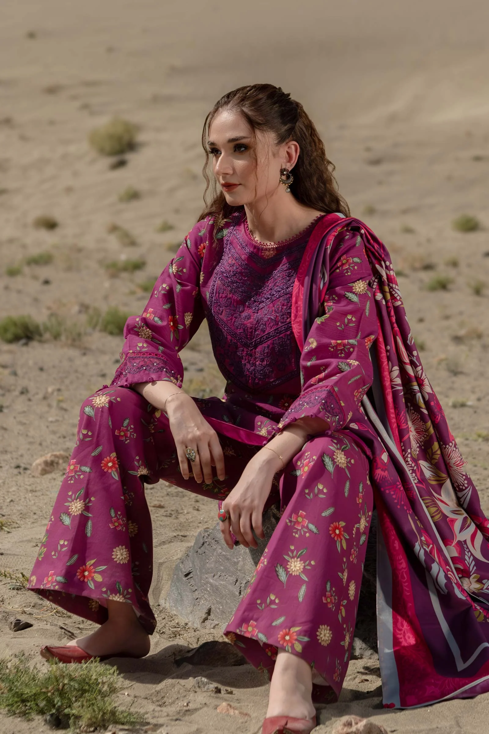 3 Pc Unstitched Printed Khaddar Suit | 505-A - Image 4
