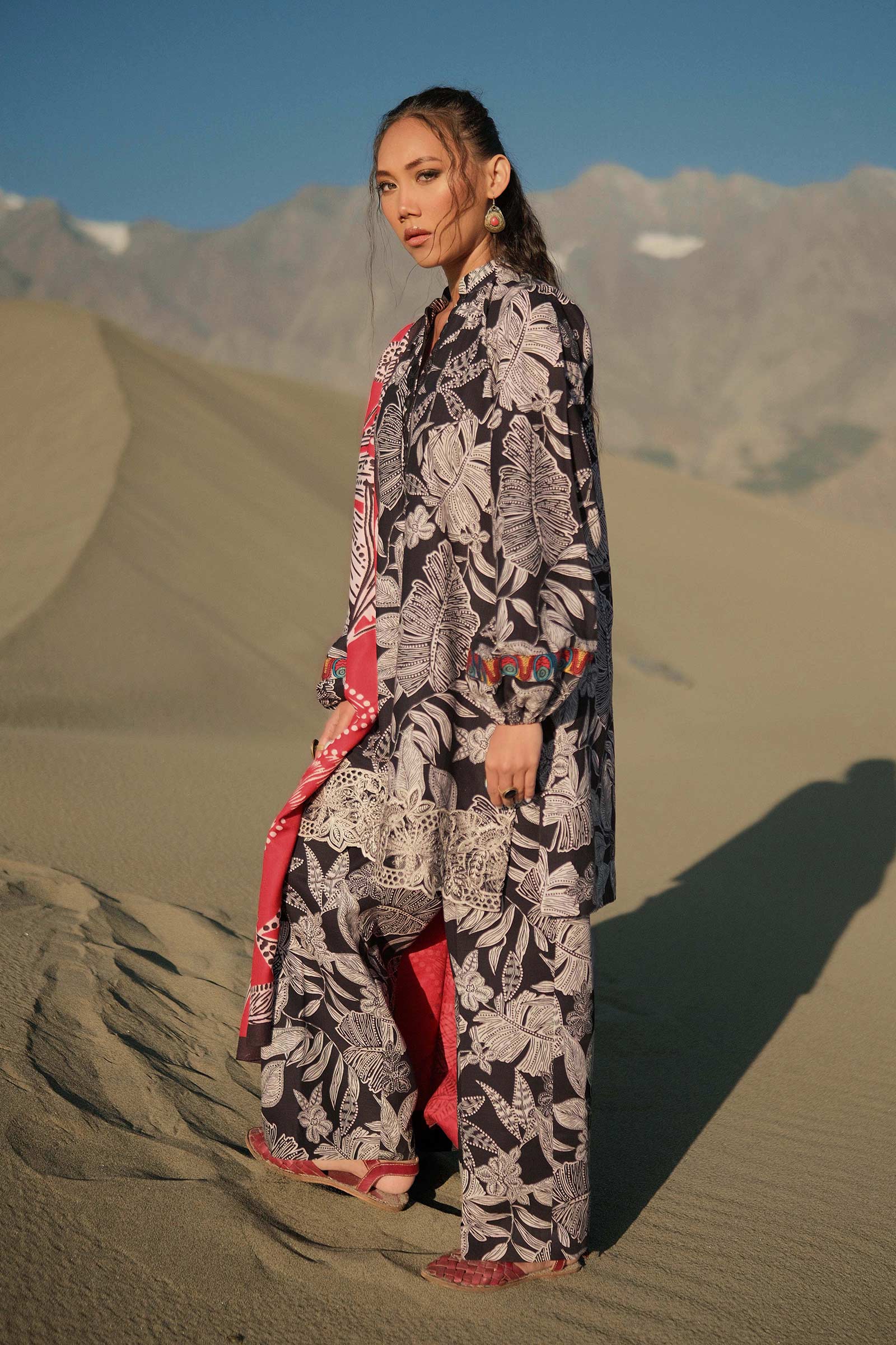 3 Pc Unstitched Printed Khaddar Suit | 509-B - Image 6