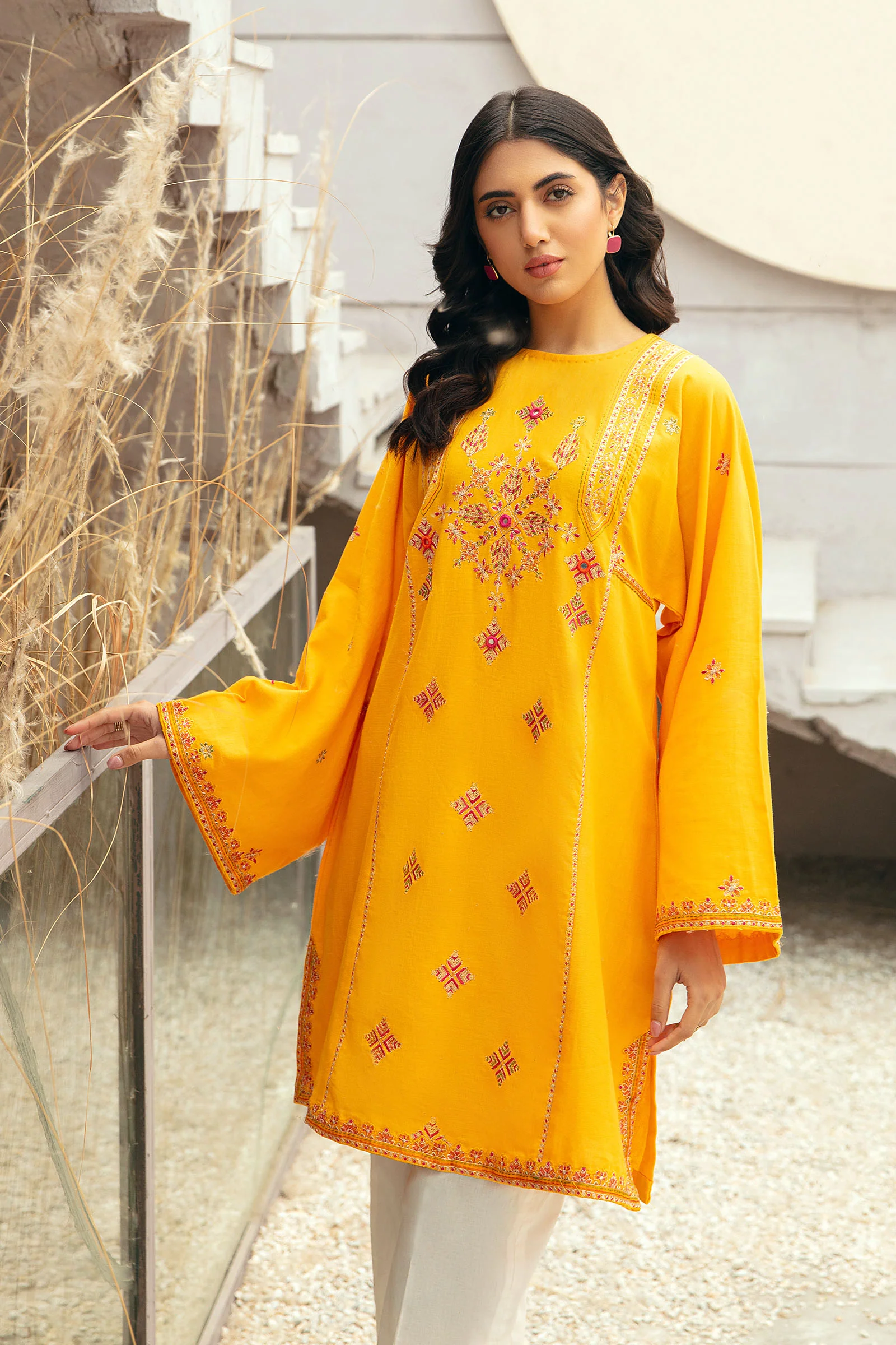 Shirt Yellow MB-W22-220 - Image 2