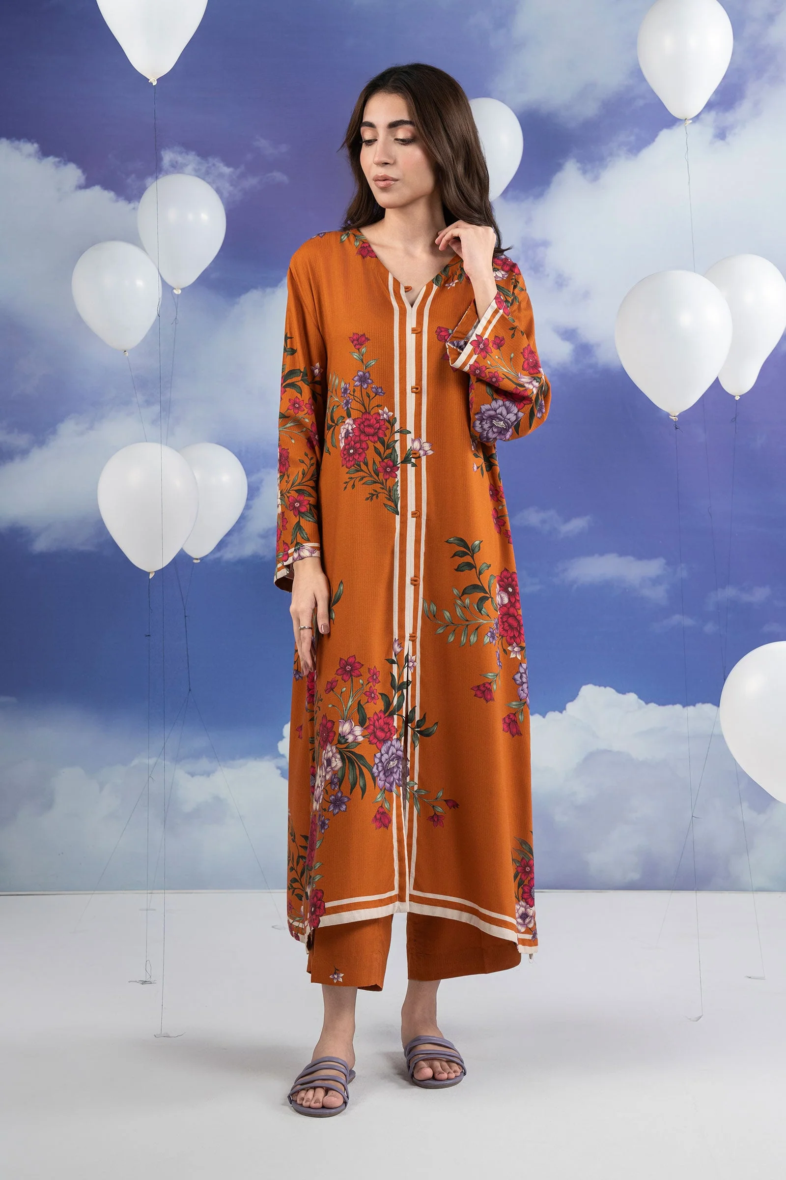 2 Pc Printed Slub Khaddar Suit - Image 2