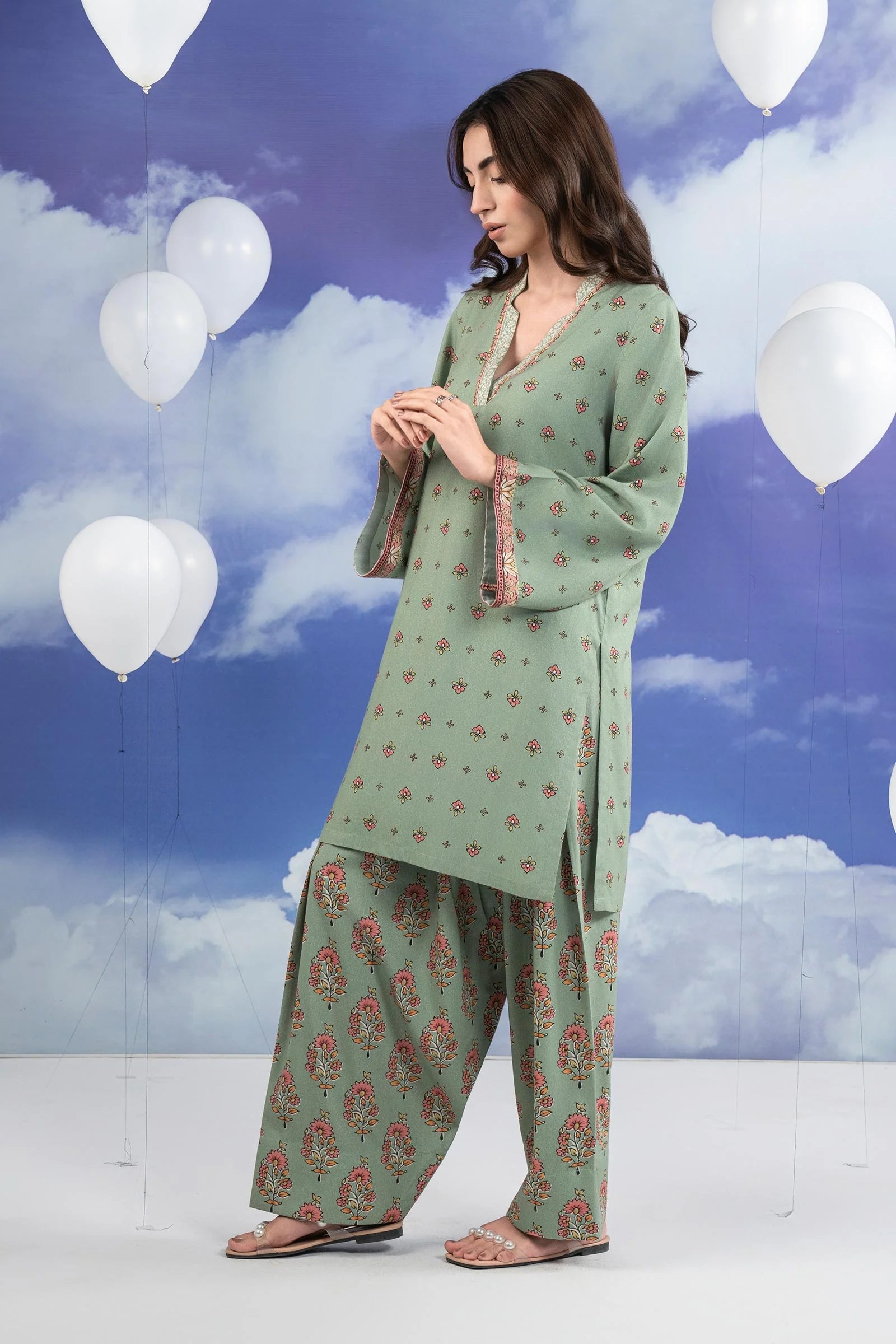2 Pc Printed Karandi Suit - Image 5
