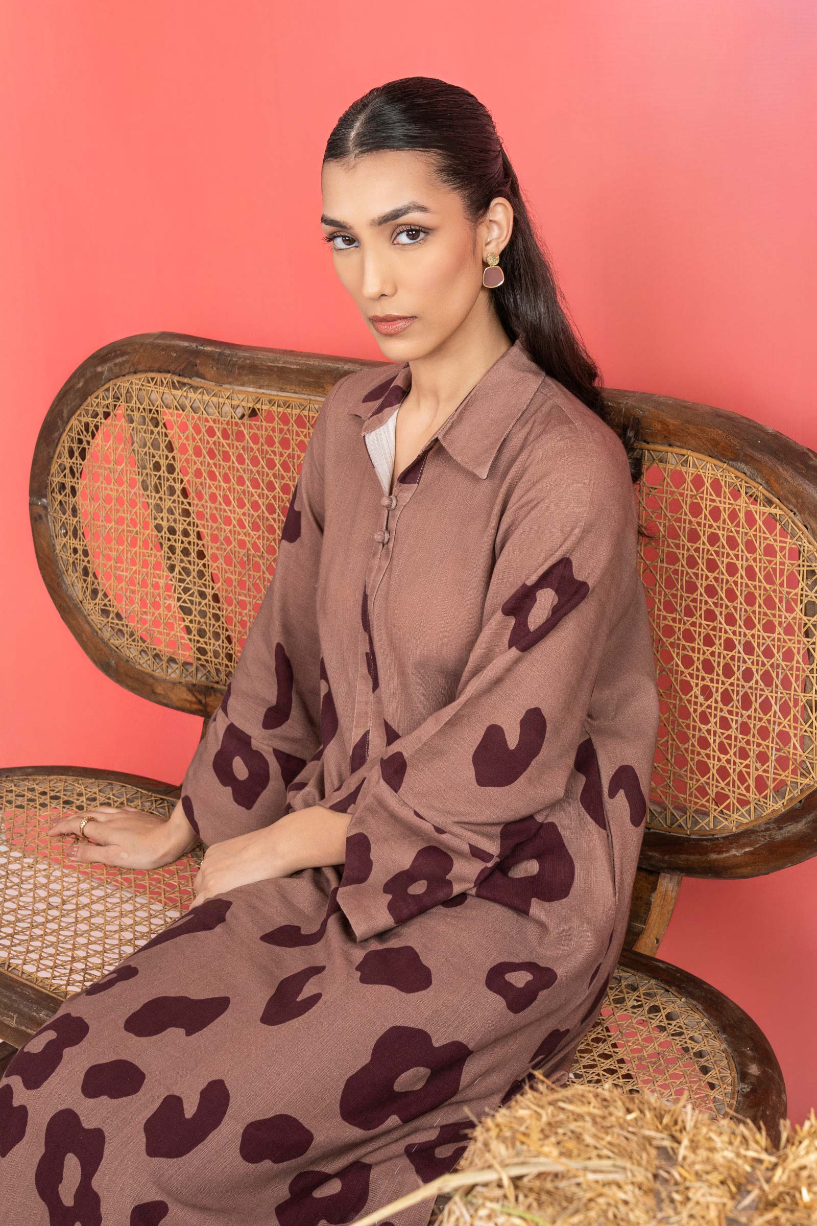 2 Pc Printed Khaddar Suit - Image 2
