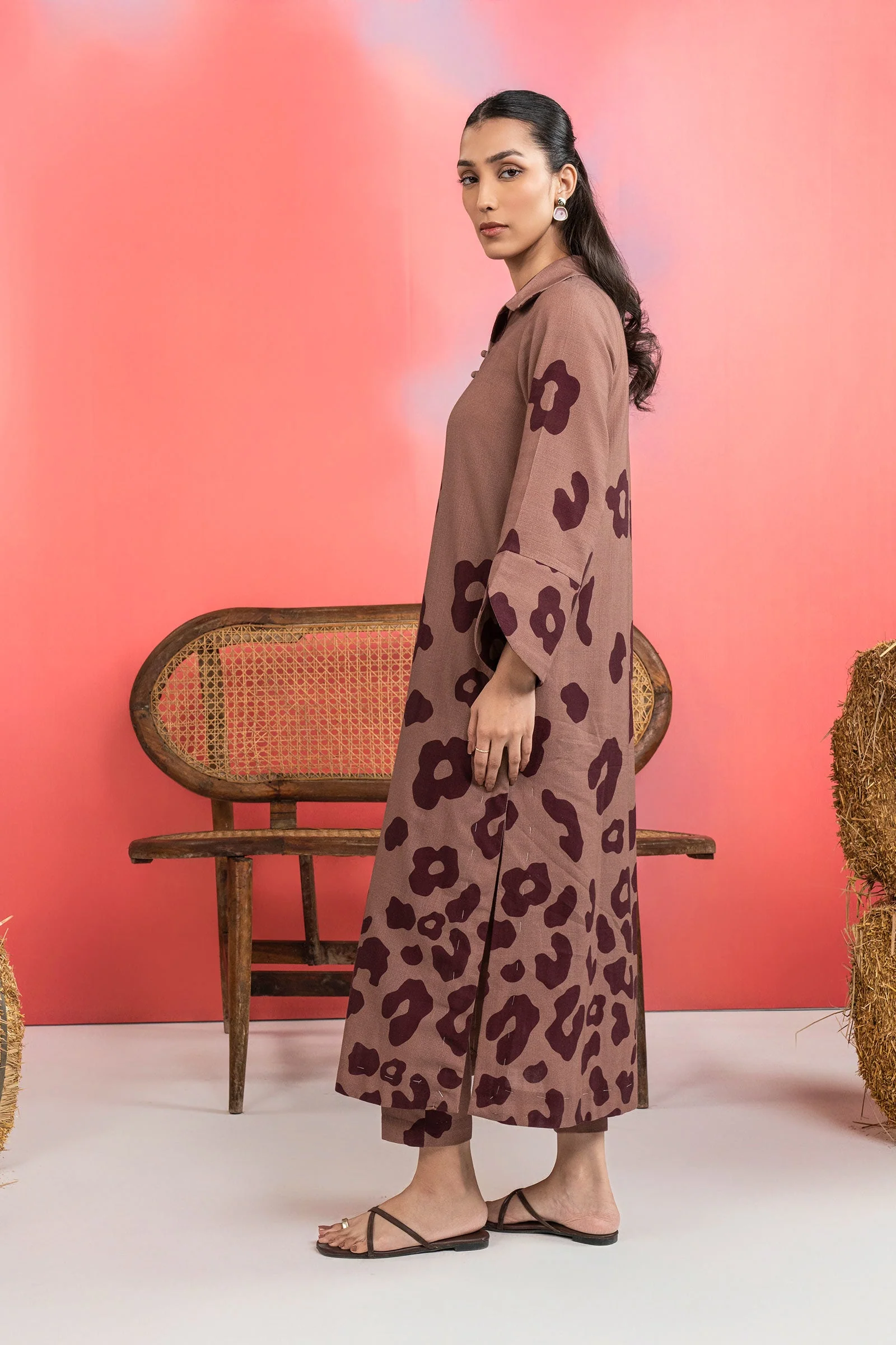 2 Pc Printed Khaddar Suit - Image 5
