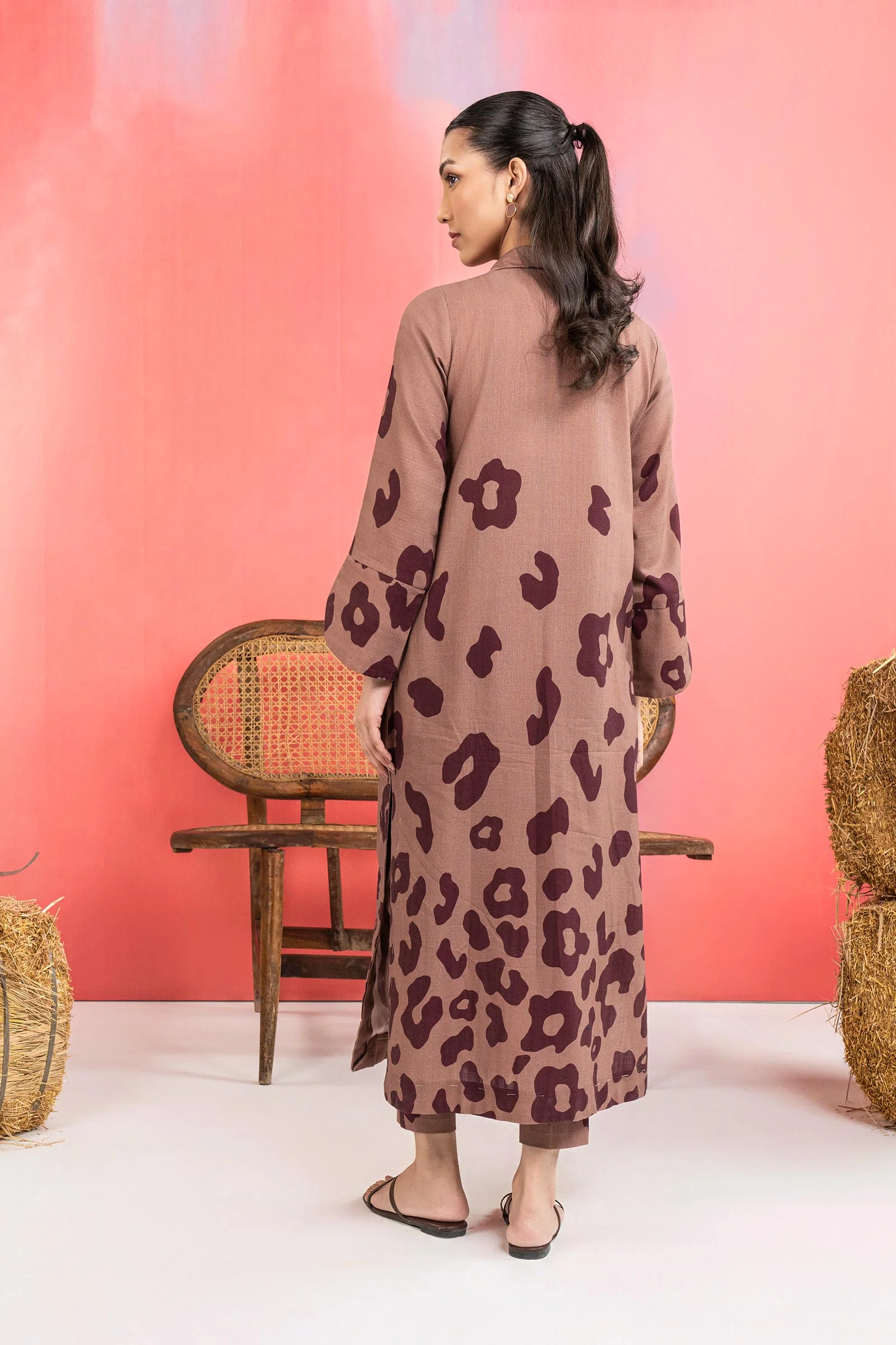 2 Pc Printed Khaddar Suit - Image 6