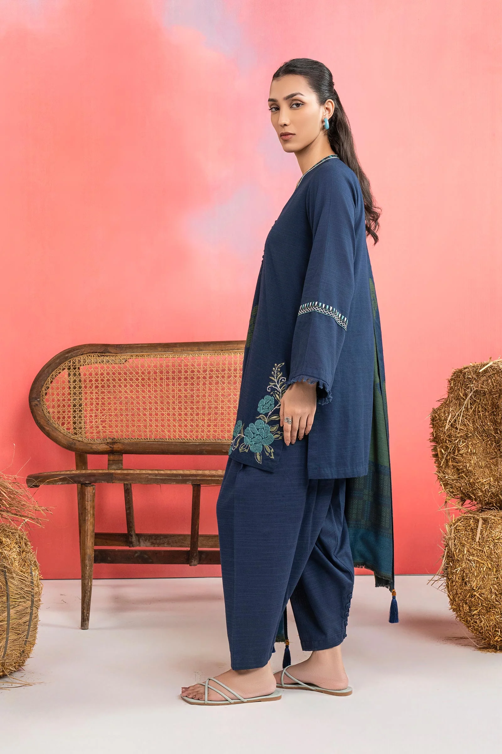 3 Pc Embroidered Slub Khaddar Suit - Image 4