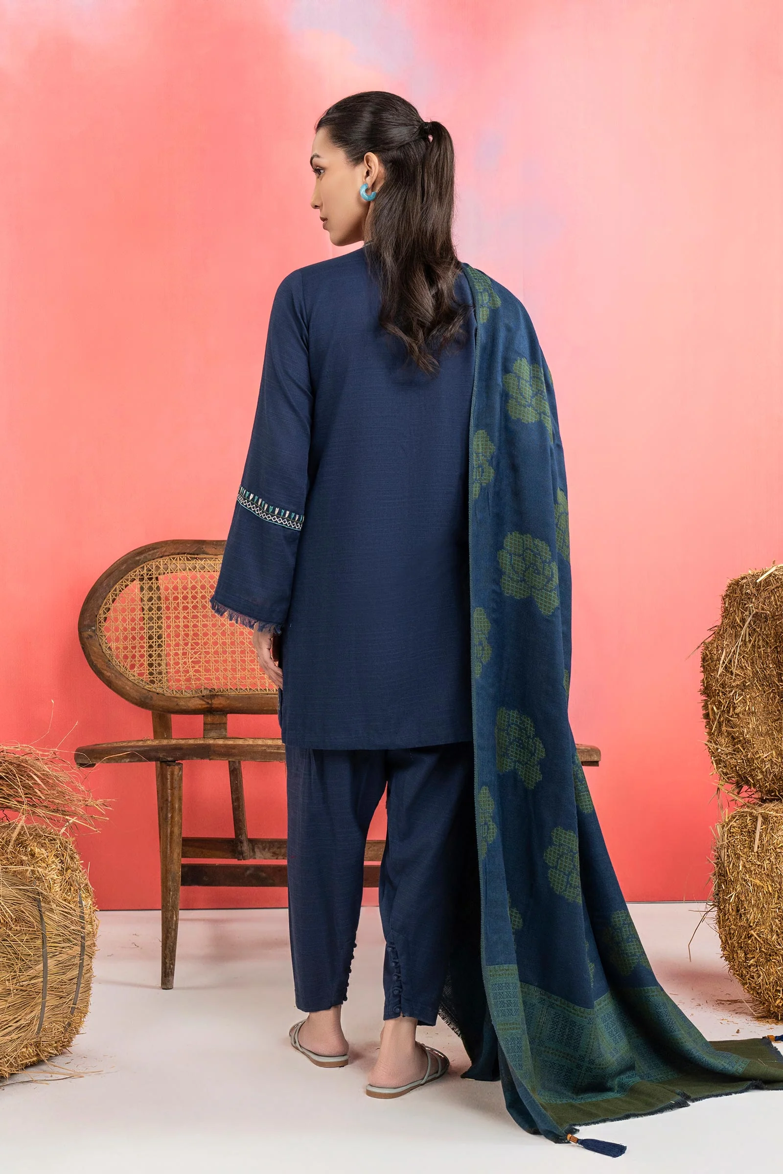 3 Pc Embroidered Slub Khaddar Suit - Image 6