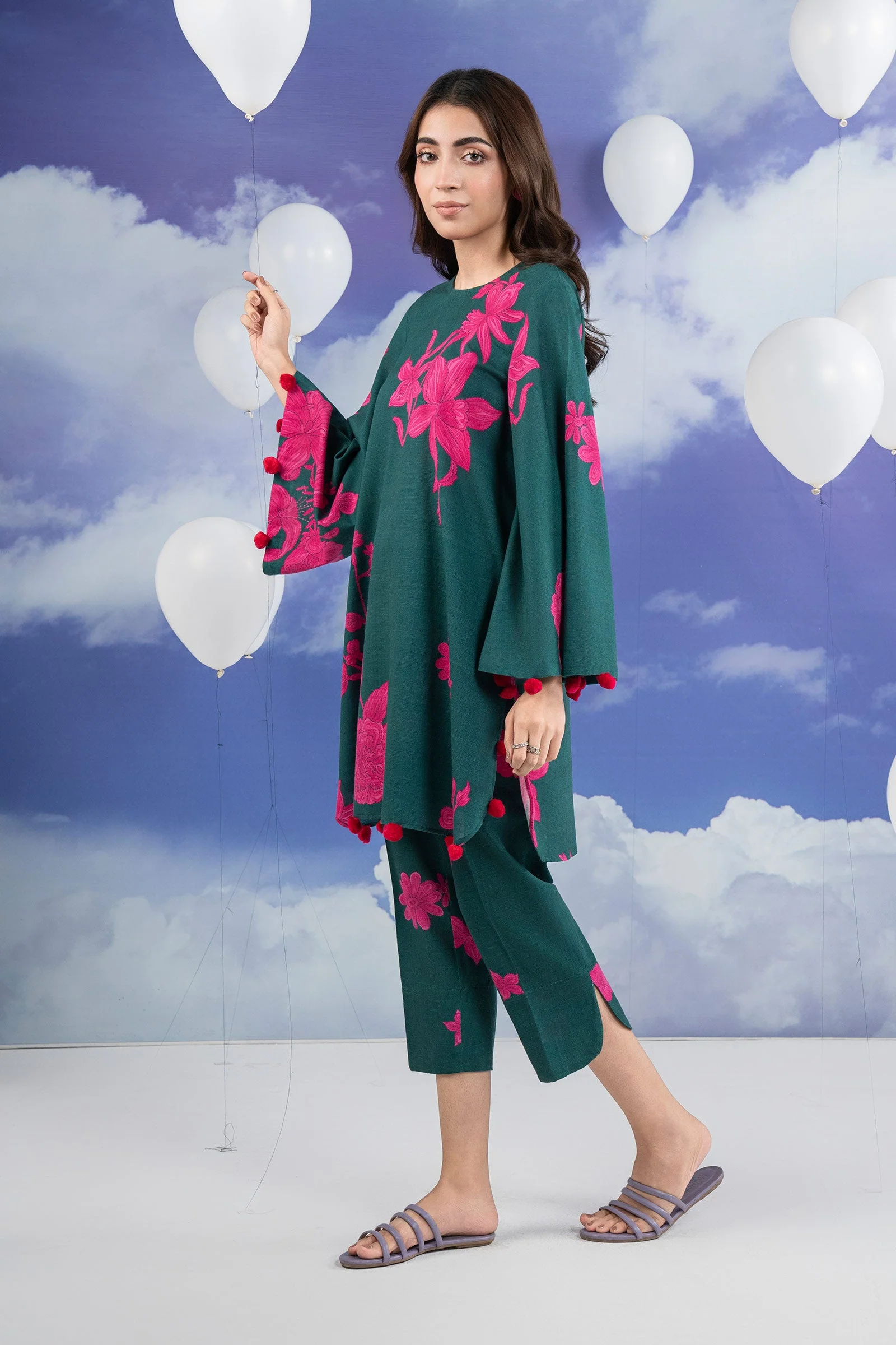 2 Pc Printed Khaddar Suit - Image 3