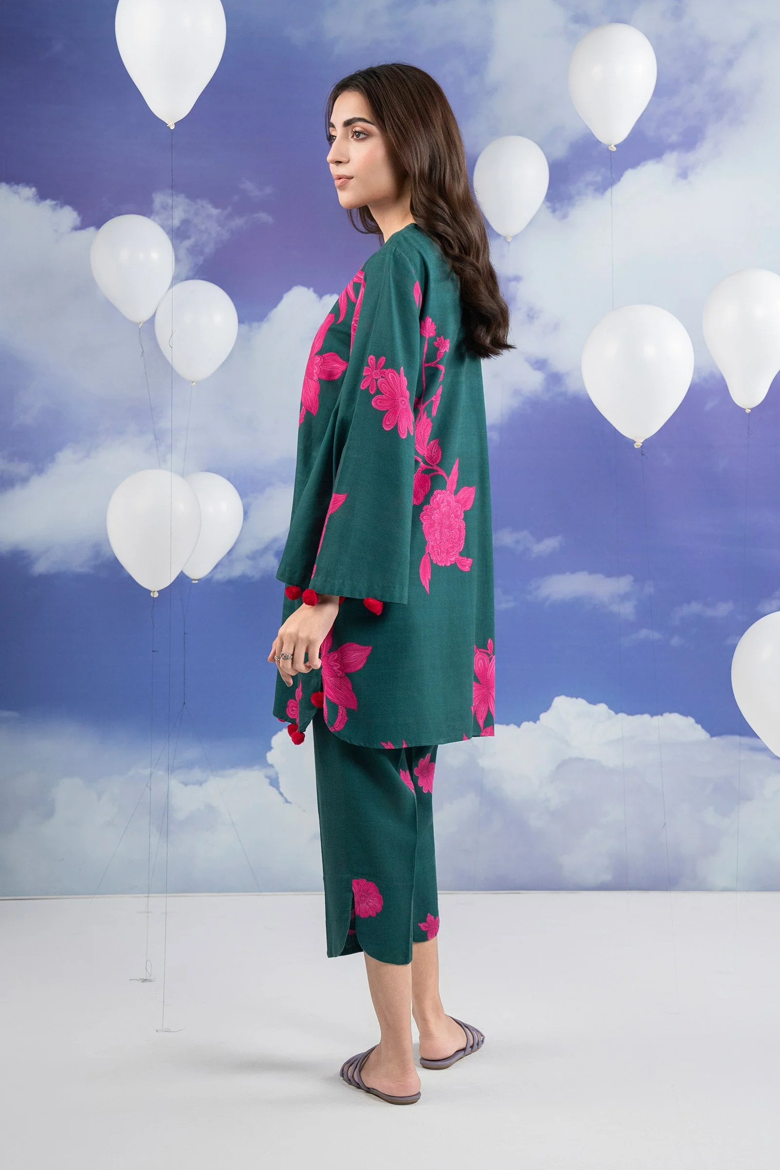 2 Pc Printed Khaddar Suit - Image 5