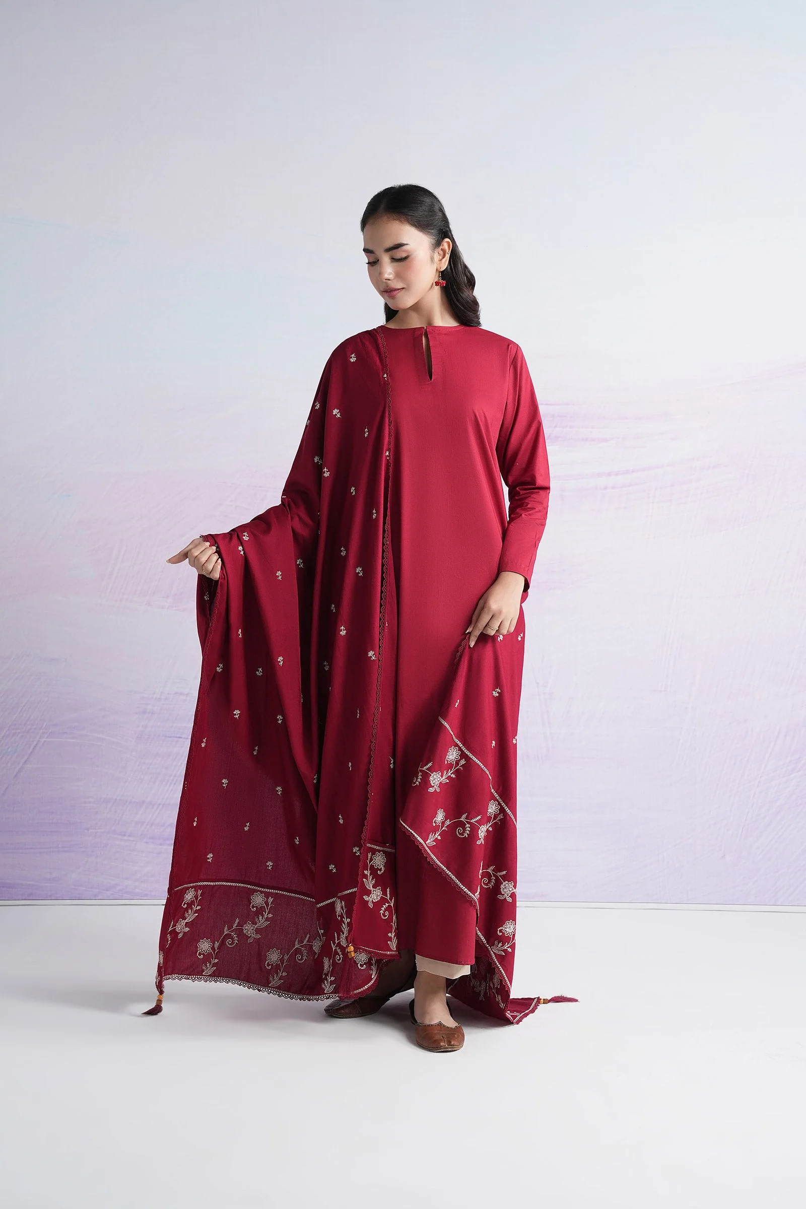 Embroidered Linen Viscose Shawl - Image 3