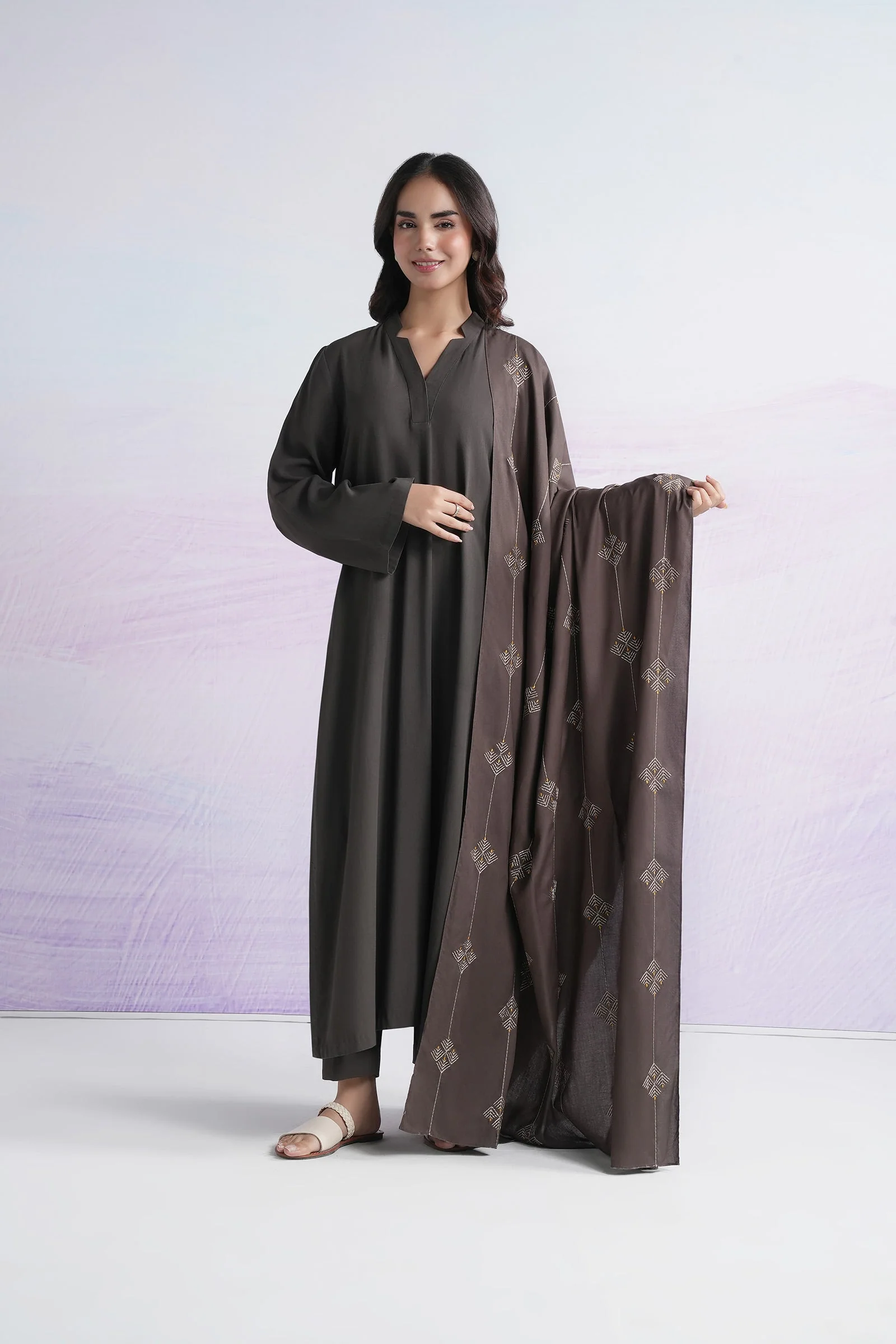 Embroidered Linen Viscose Shawl - Image 3