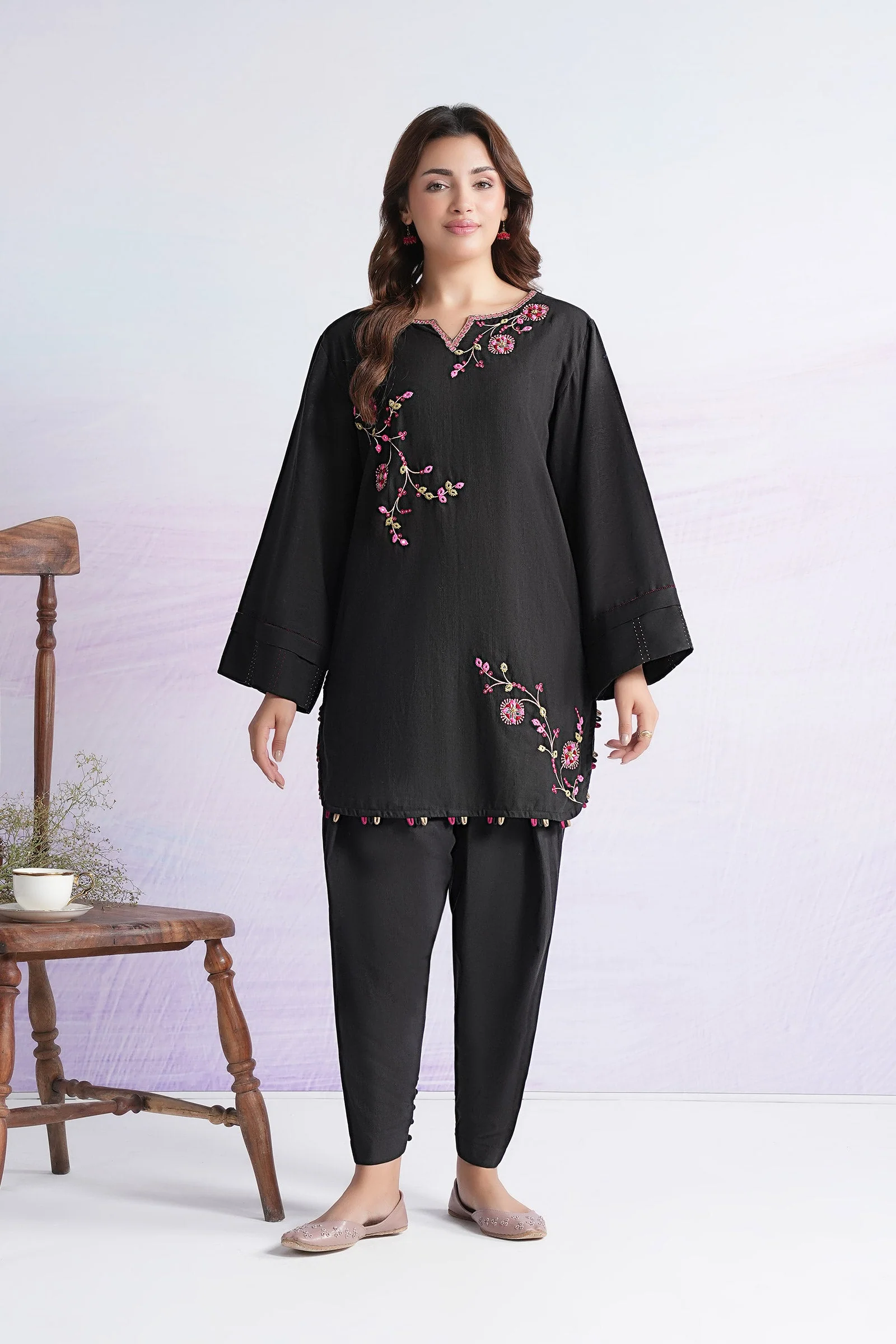 2 Pc Embroidered Khaddar Suit - Image 4