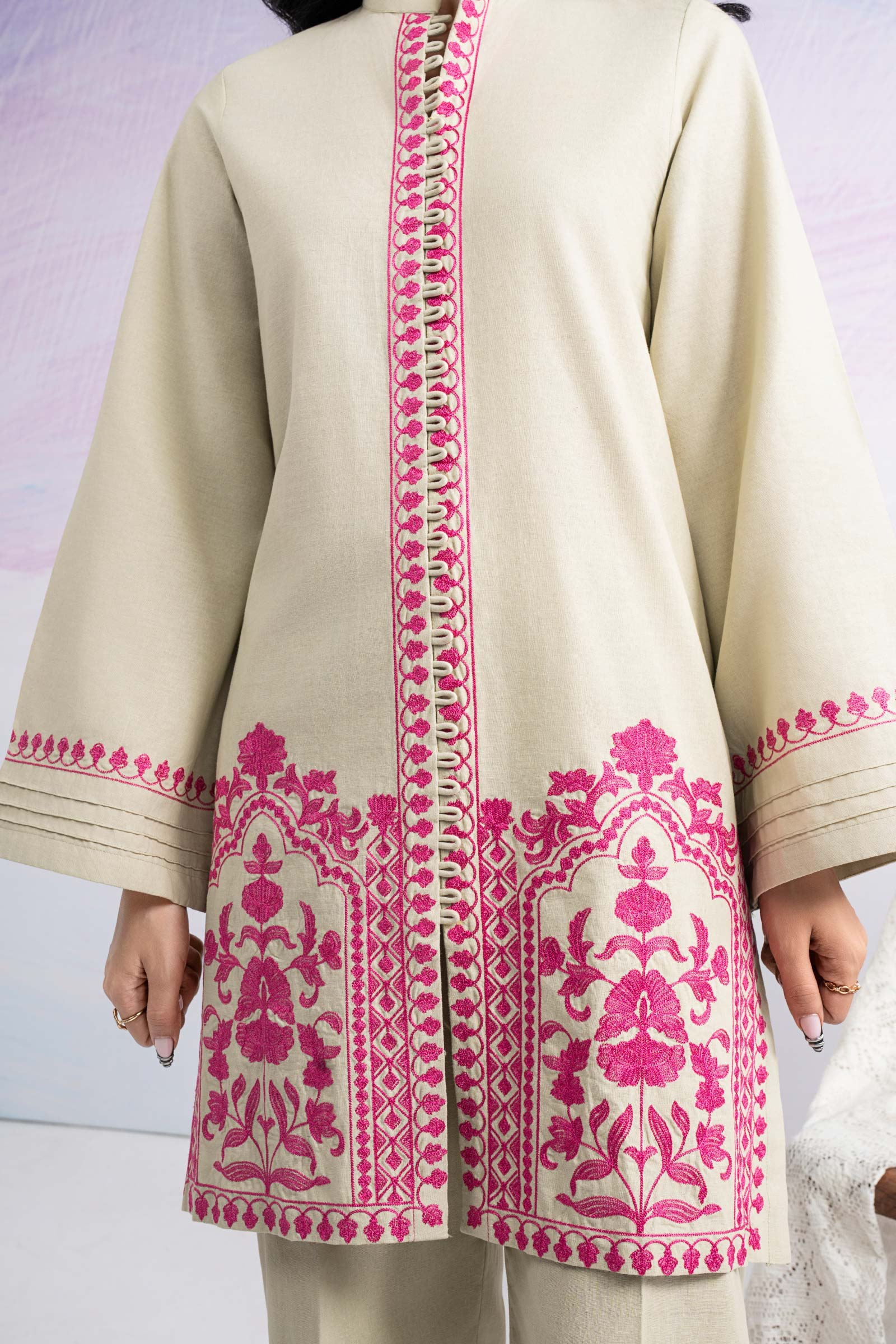 2 Pc Embroidered Crisp Linen Suit - Image 4