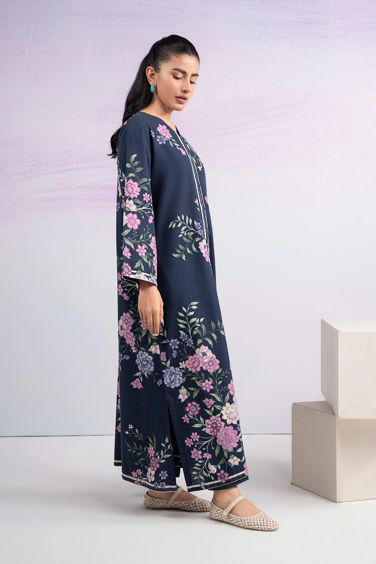 Printed Khaddar Shirt - Image 5