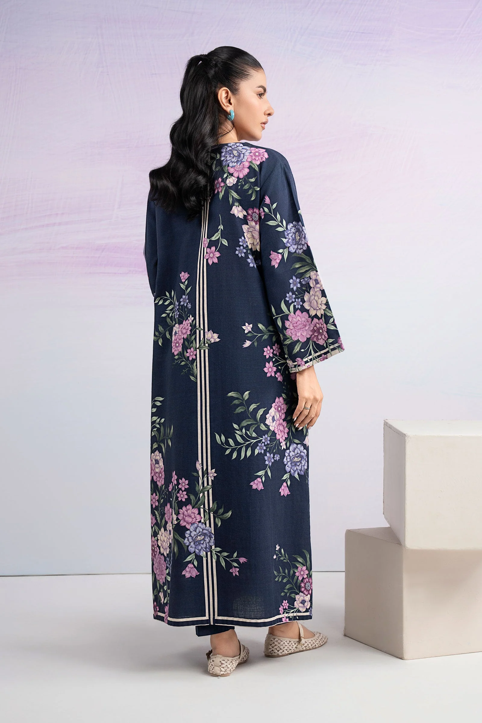 Printed Khaddar Shirt - Image 6