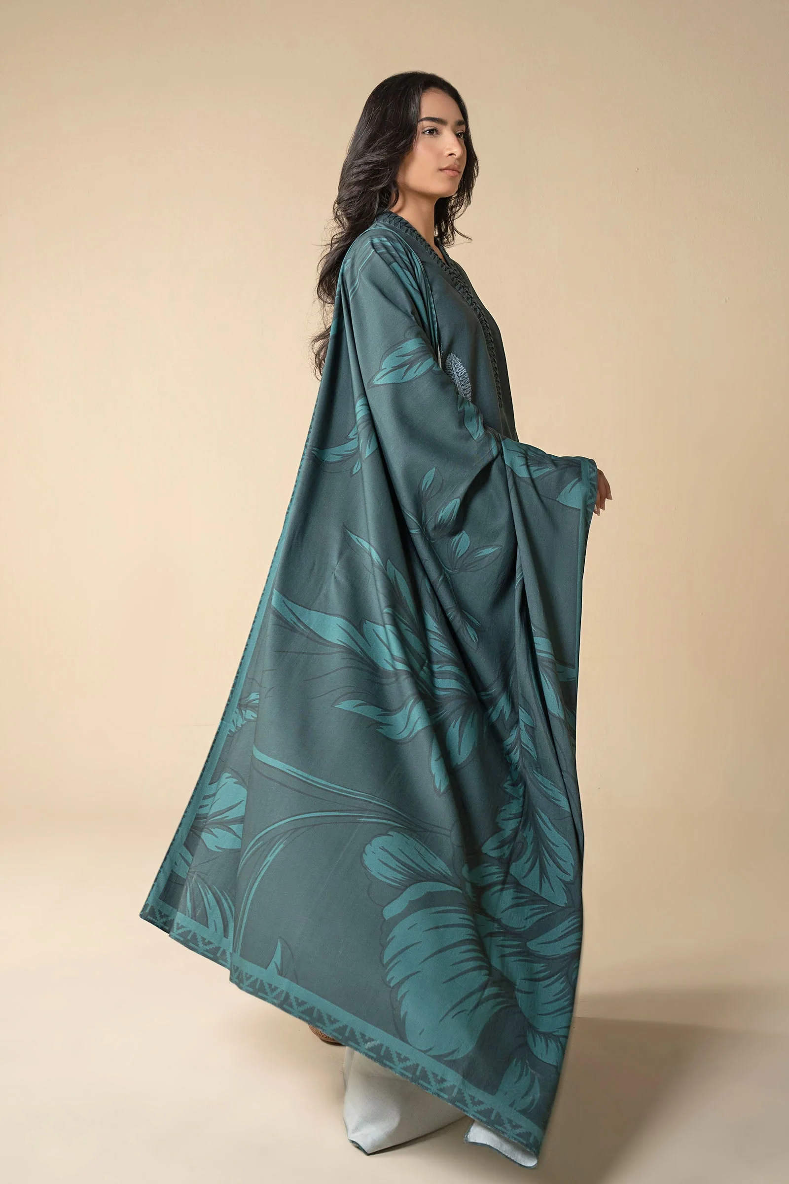 3 Pc Embroidered Crosshatch Suit - Image 4
