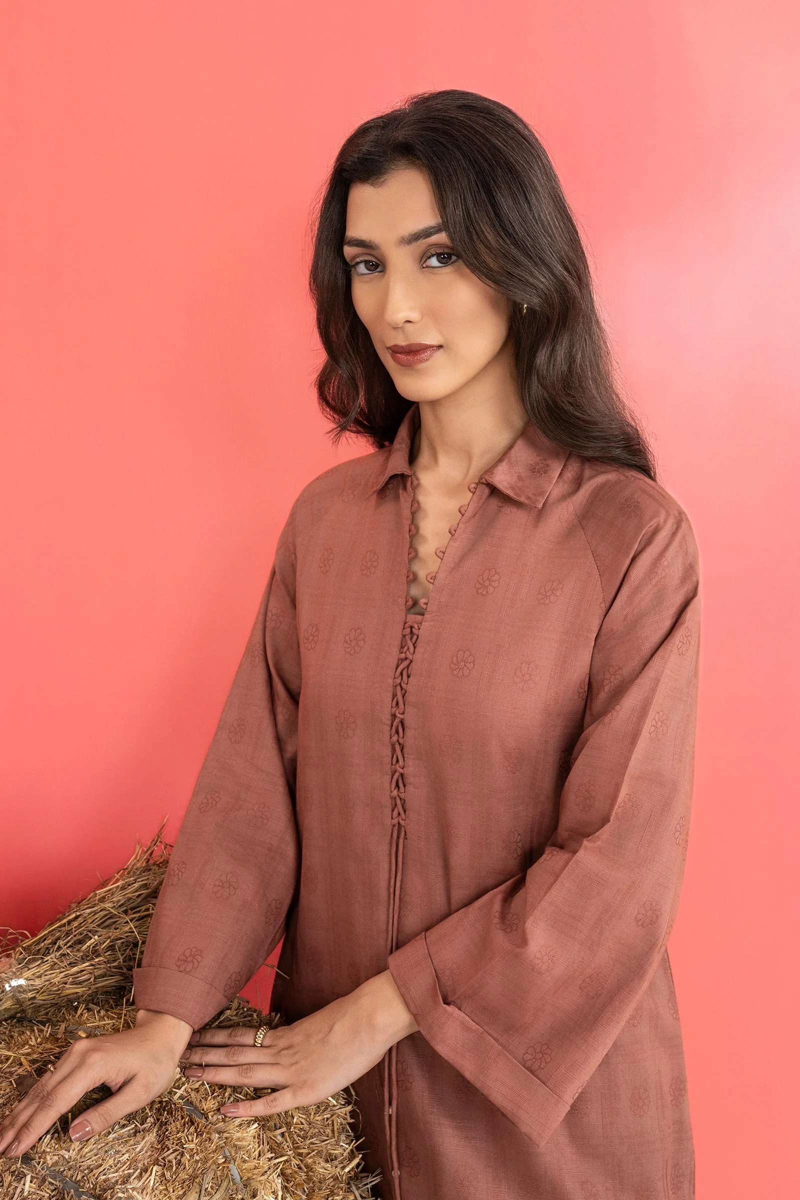 2 Pc Dyed Khaddar Jacquard Suit - Image 2