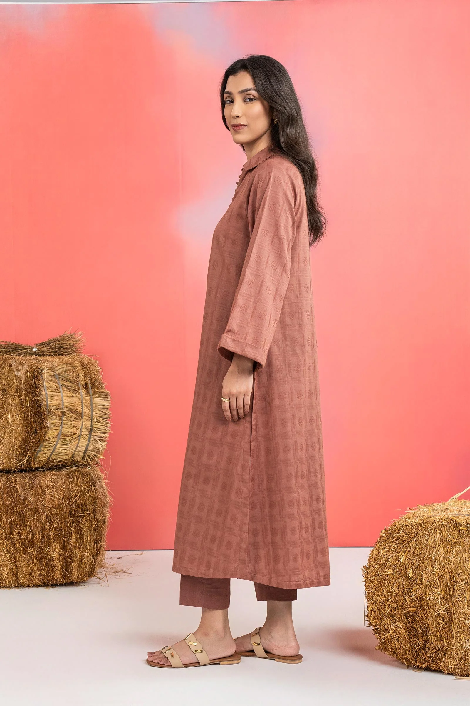2 Pc Dyed Khaddar Jacquard Suit - Image 5
