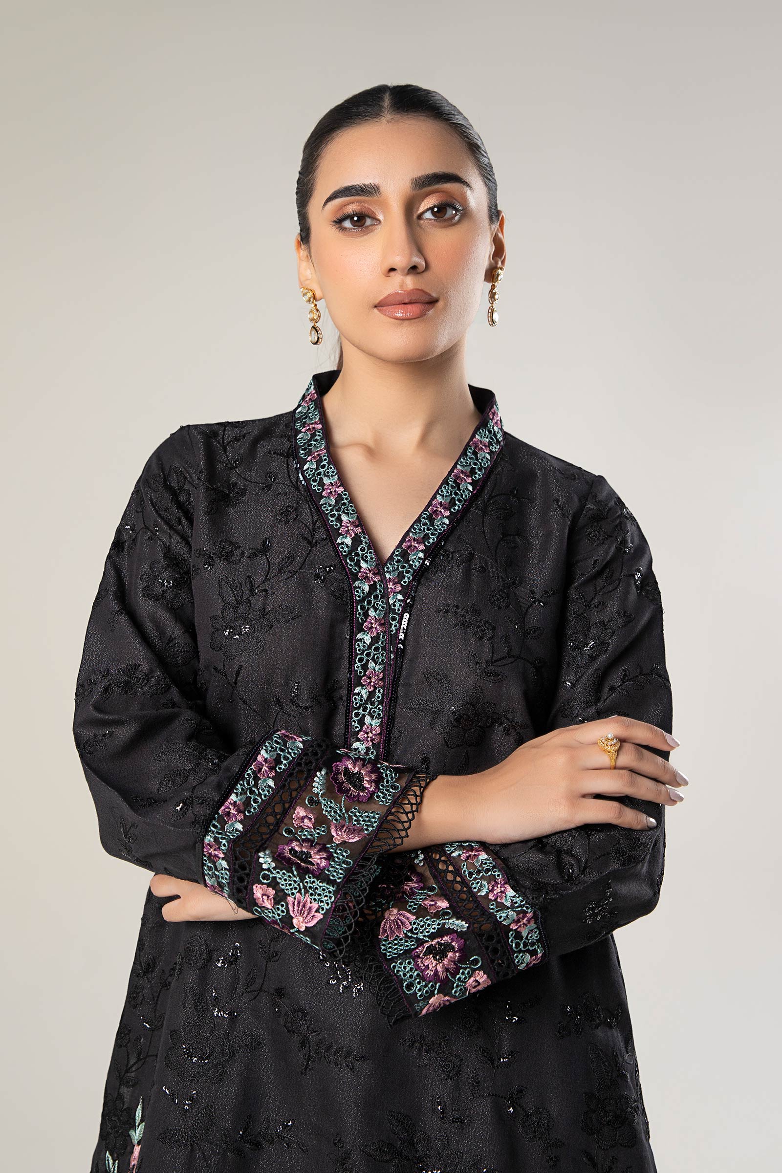 Embroidered Silk shirt - Image 3