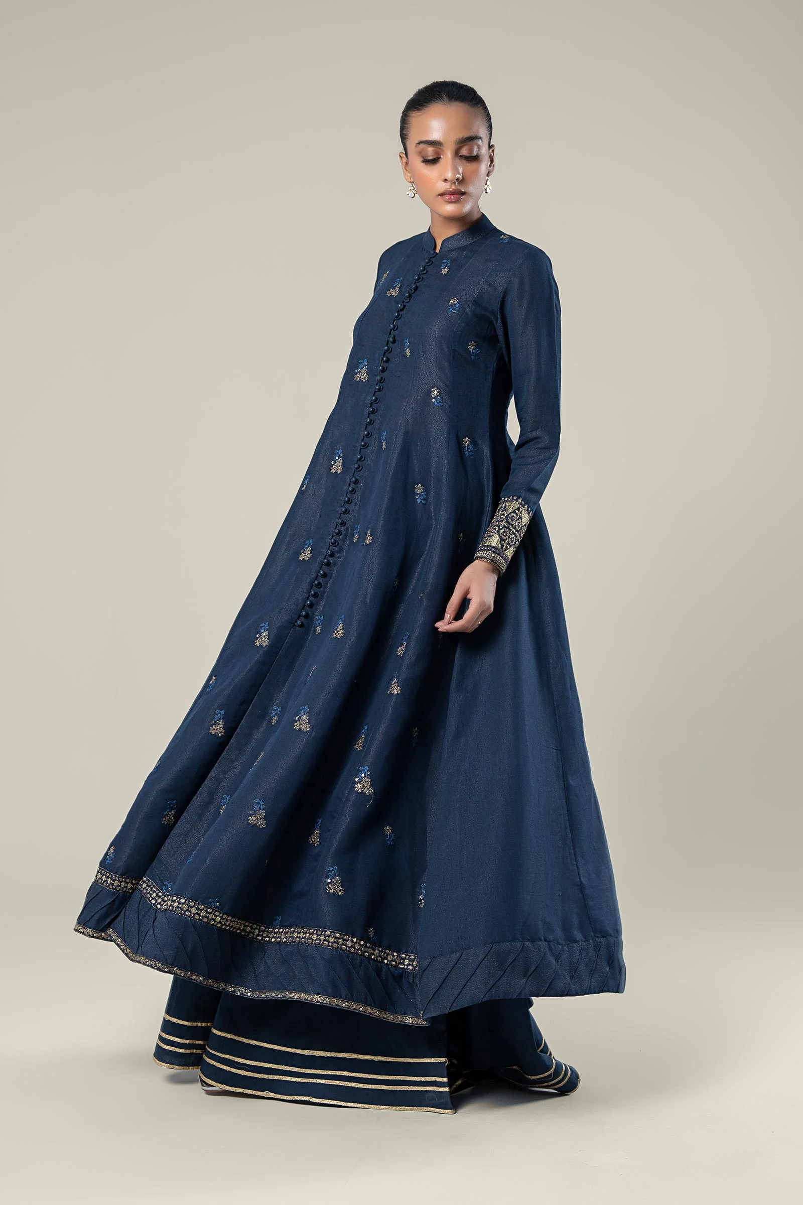 Embroidered Shimmer Silk Pishwas - Image 5