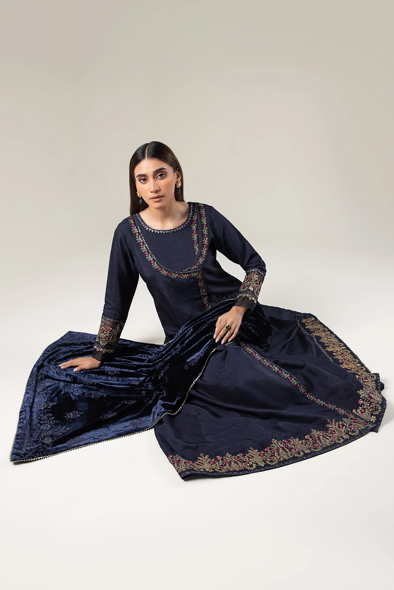 2 Pc Embroidered Raw Silk Suit - Image 3