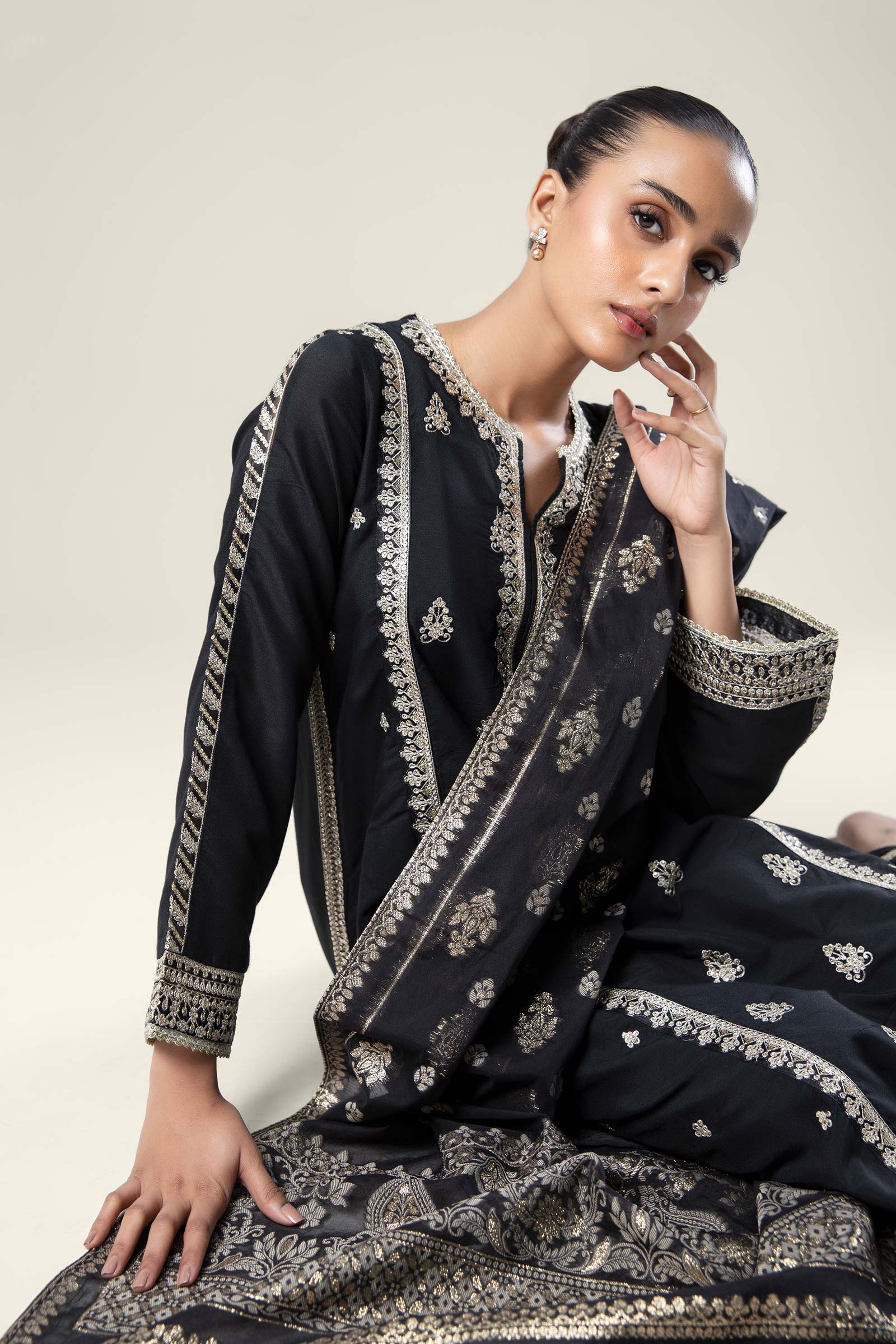 2 Pc Embroidered Khaddi Silk Suit - Image 6