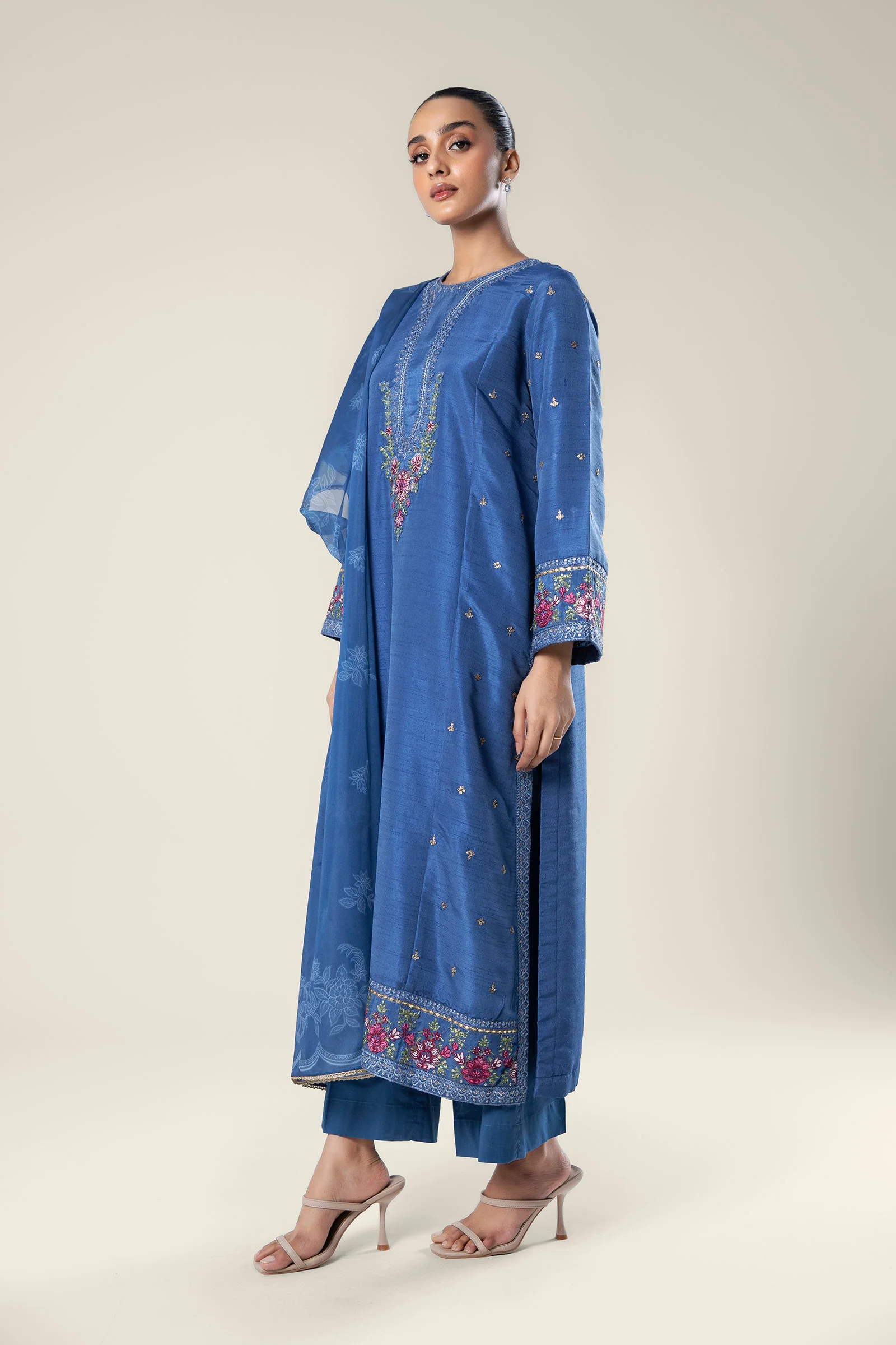 2 Pc Embroidered Raw Silk Suit - Image 4